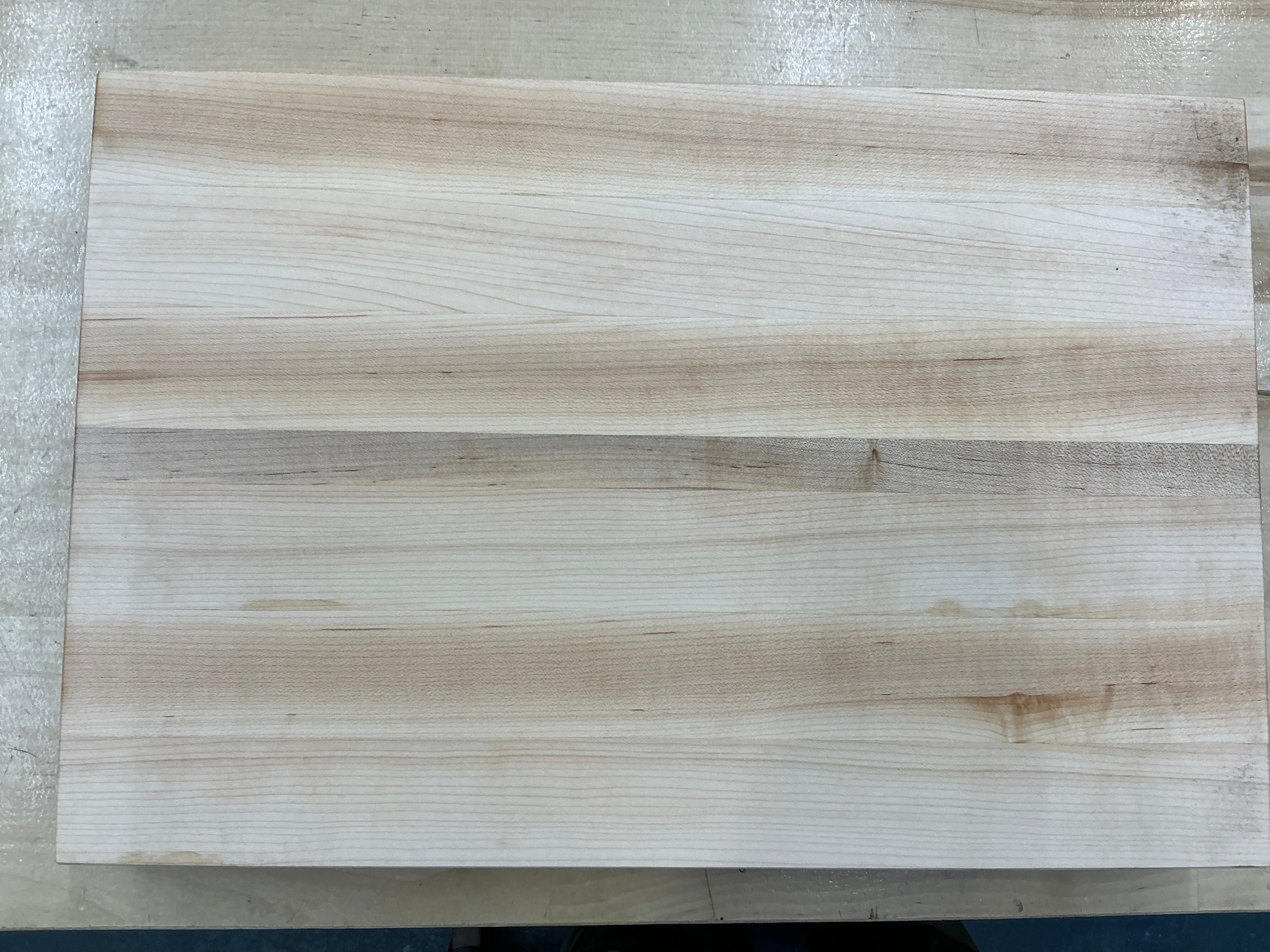 65M2 Large Cutting Board Maple