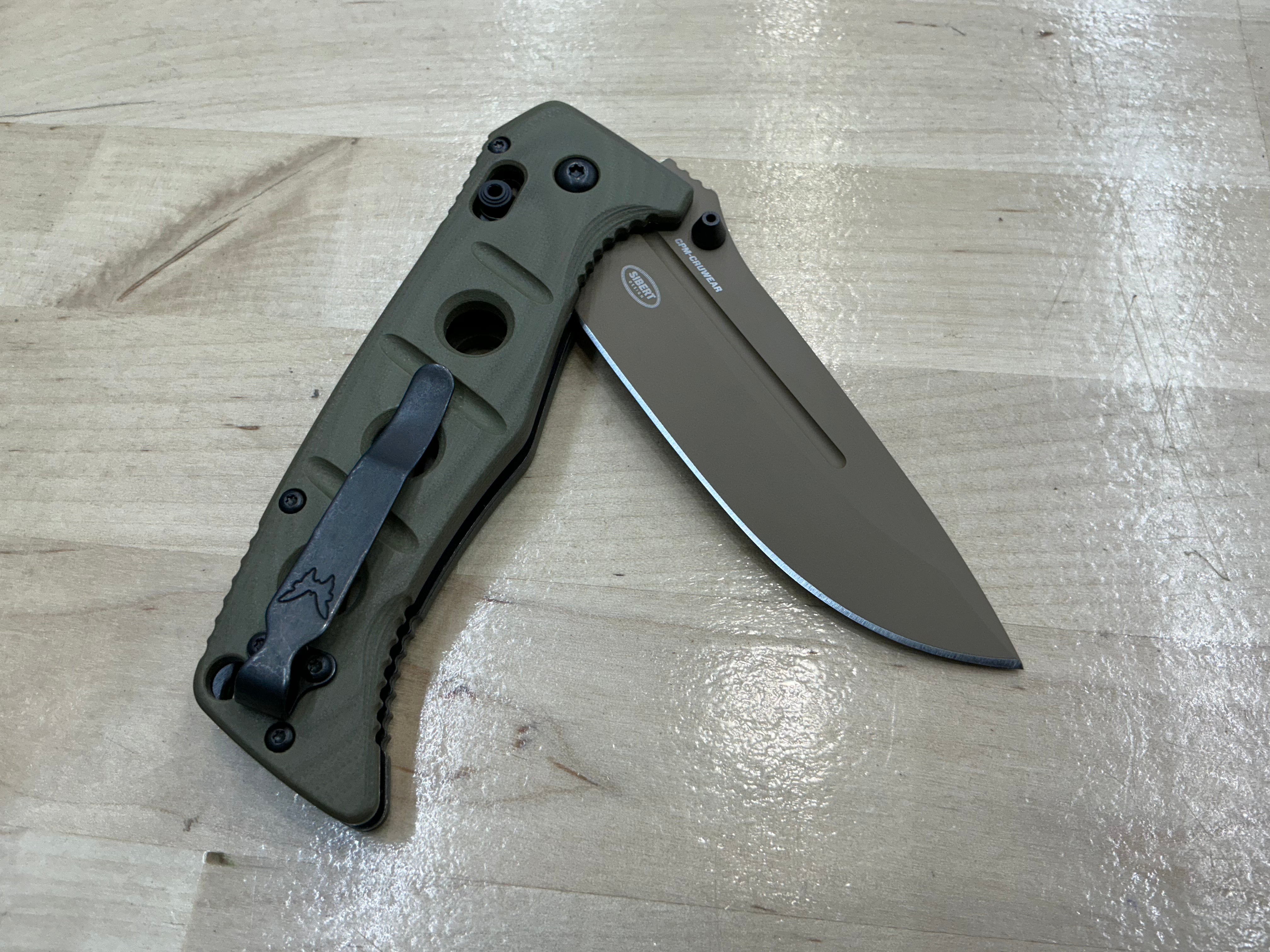 Benchmade Adamas Olive G-10 Flat Earth Cerakote with CPM-CruWear 275FE-2