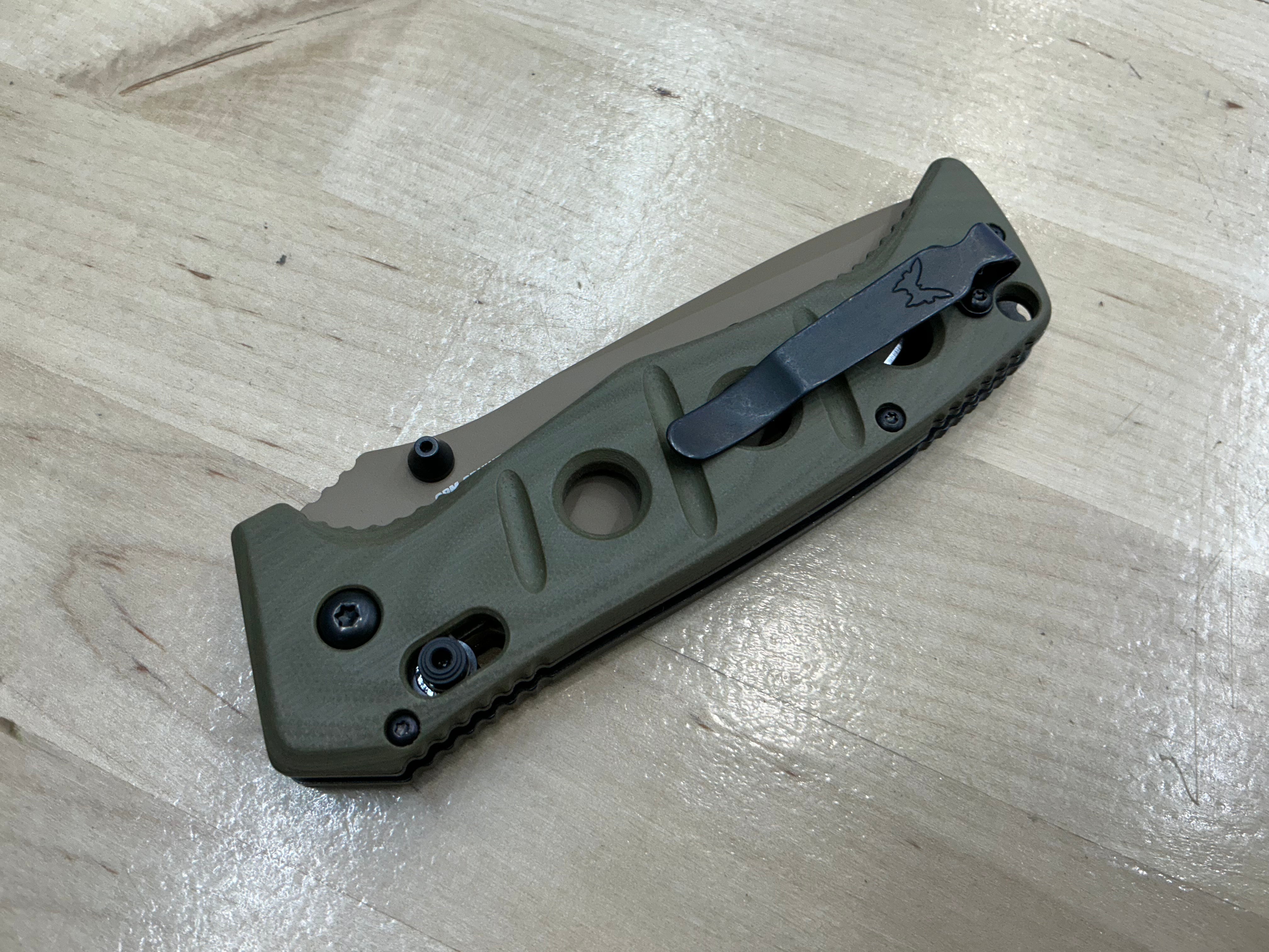 Benchmade Adamas Olive G-10 Flat Earth Cerakote with CPM-CruWear 275FE-2