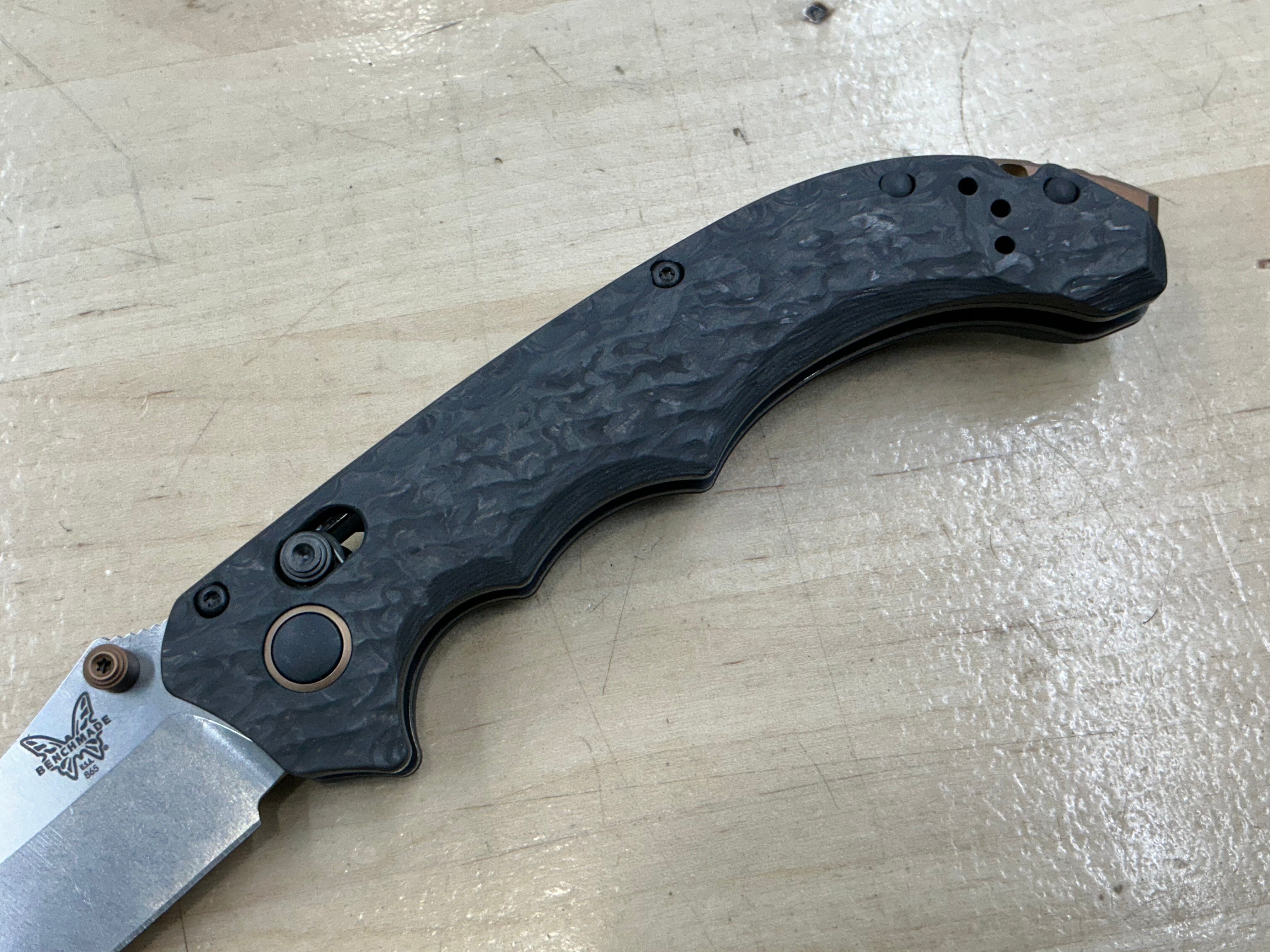 Benchmade Mini Bedlam CPM- S90V Carbon Fiber 865-02