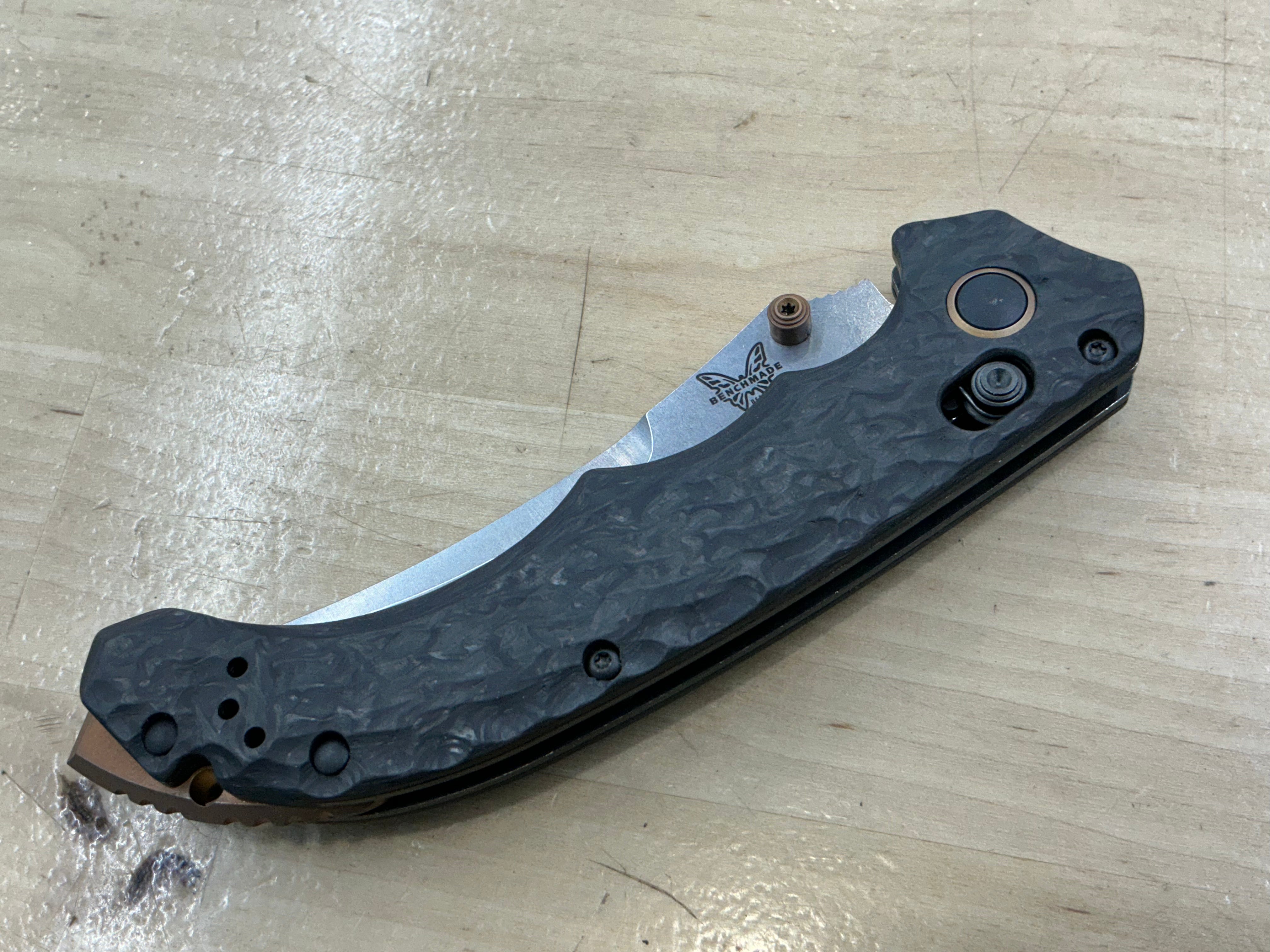 Benchmade Mini Bedlam CPM- S90V Carbon Fiber 865-02