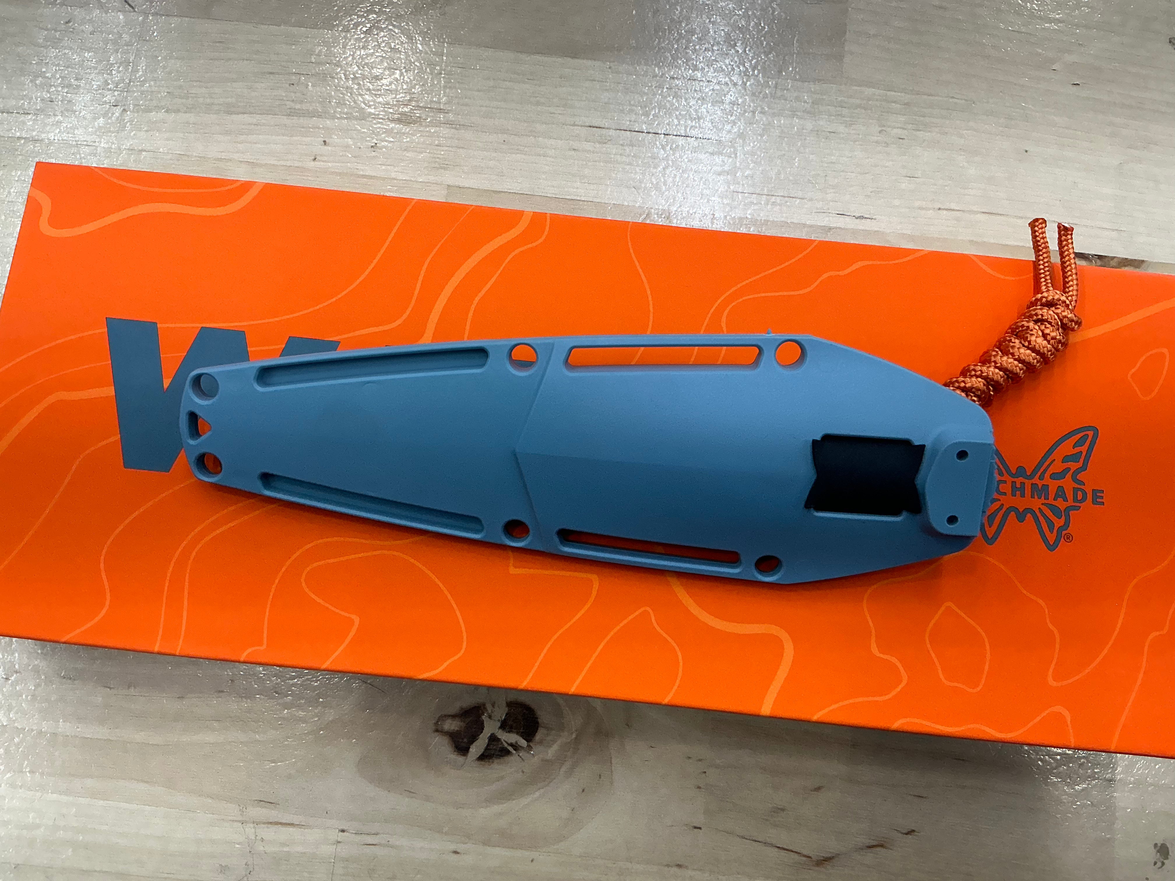 Benchmade Intersect Depth Blue Magnacut 18050S