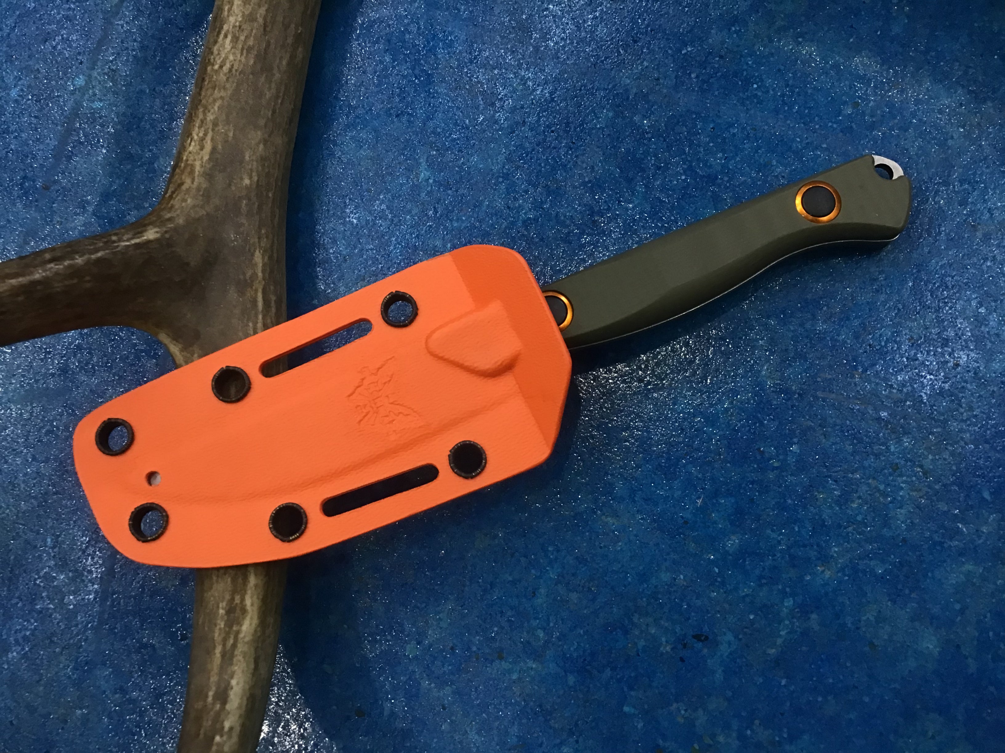 Benchmade Flyway Fixed Blade Knife in CPM S90V