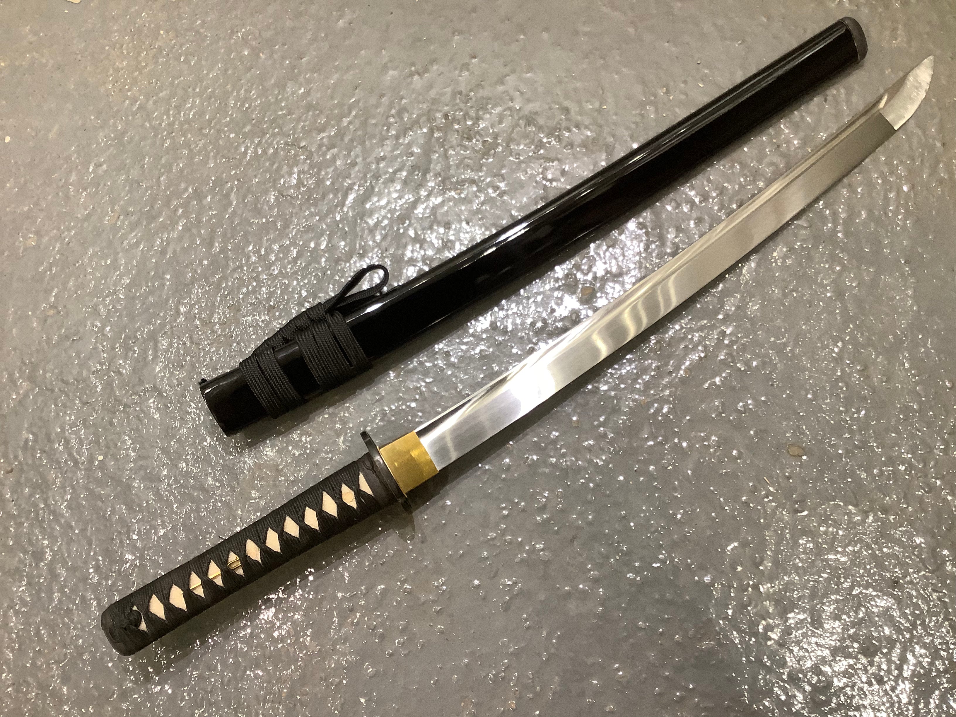Cold Steel Warrior Series Wakizashi Sword 21" Blade Length