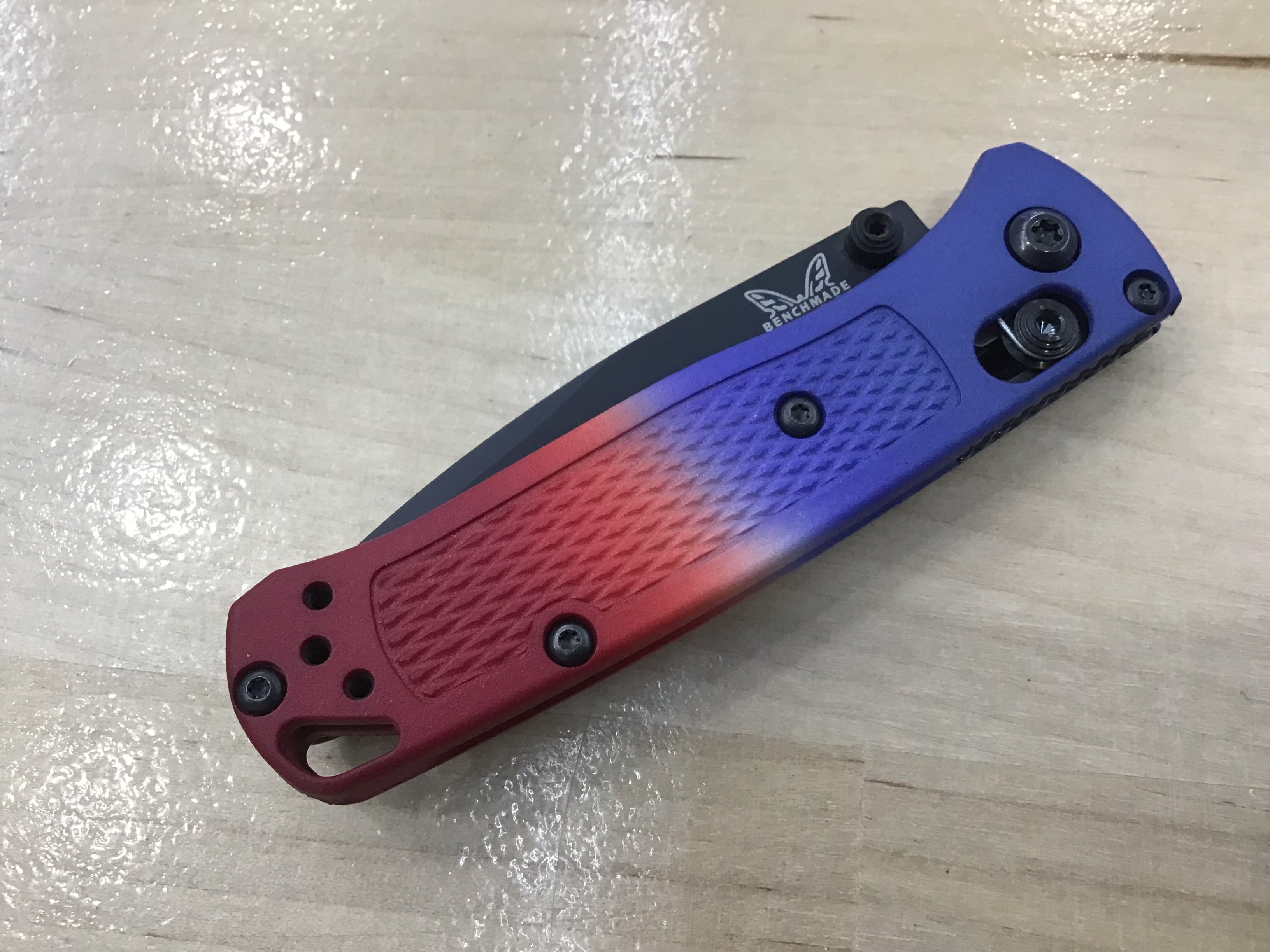 Benchmade Bomb Pop Mini Bugout Custom Red & Blue Dyed Scales CPM-S30V Black Blade  533BK-1CuBP