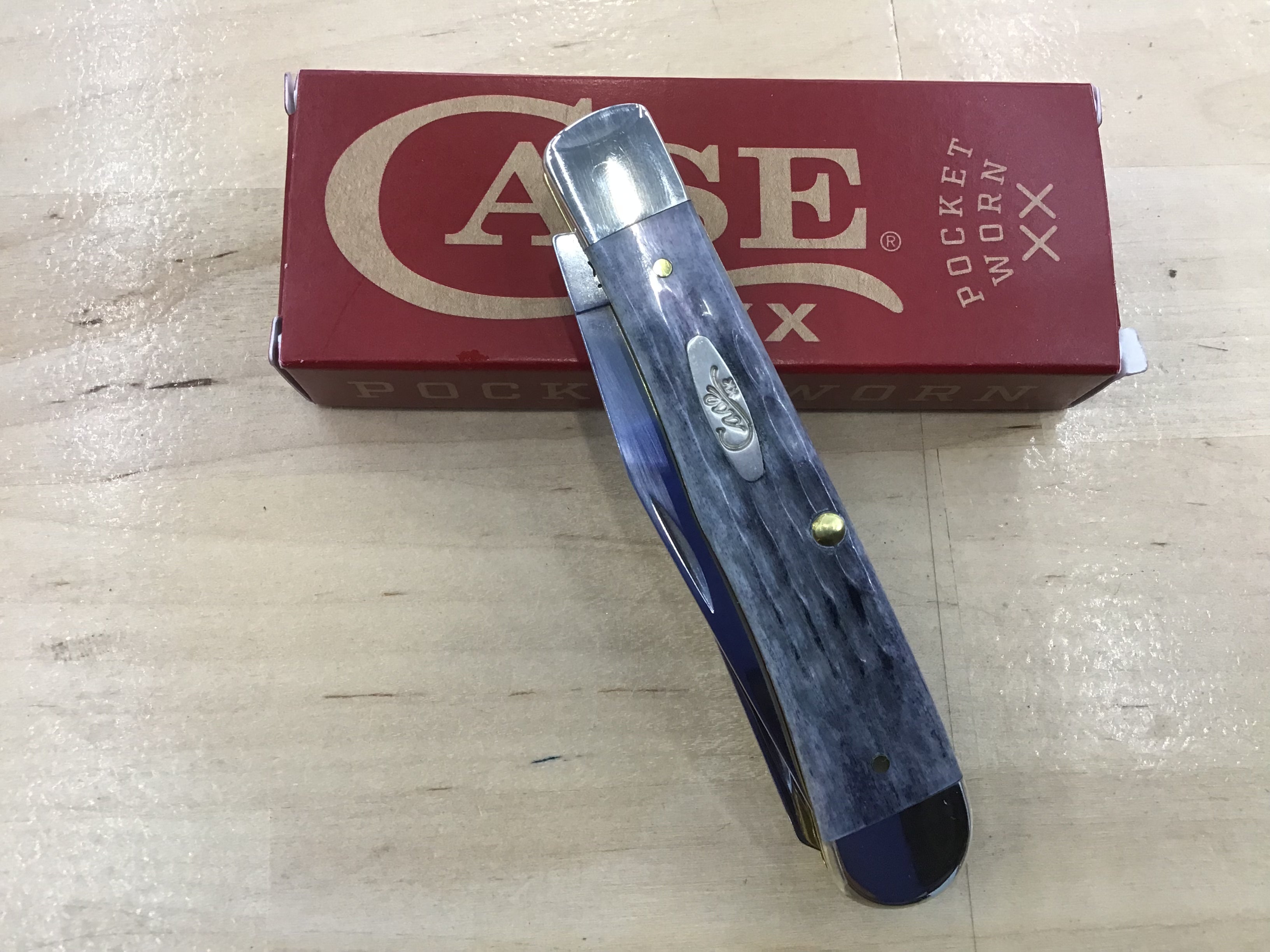 Case Gray Crandall Trapper