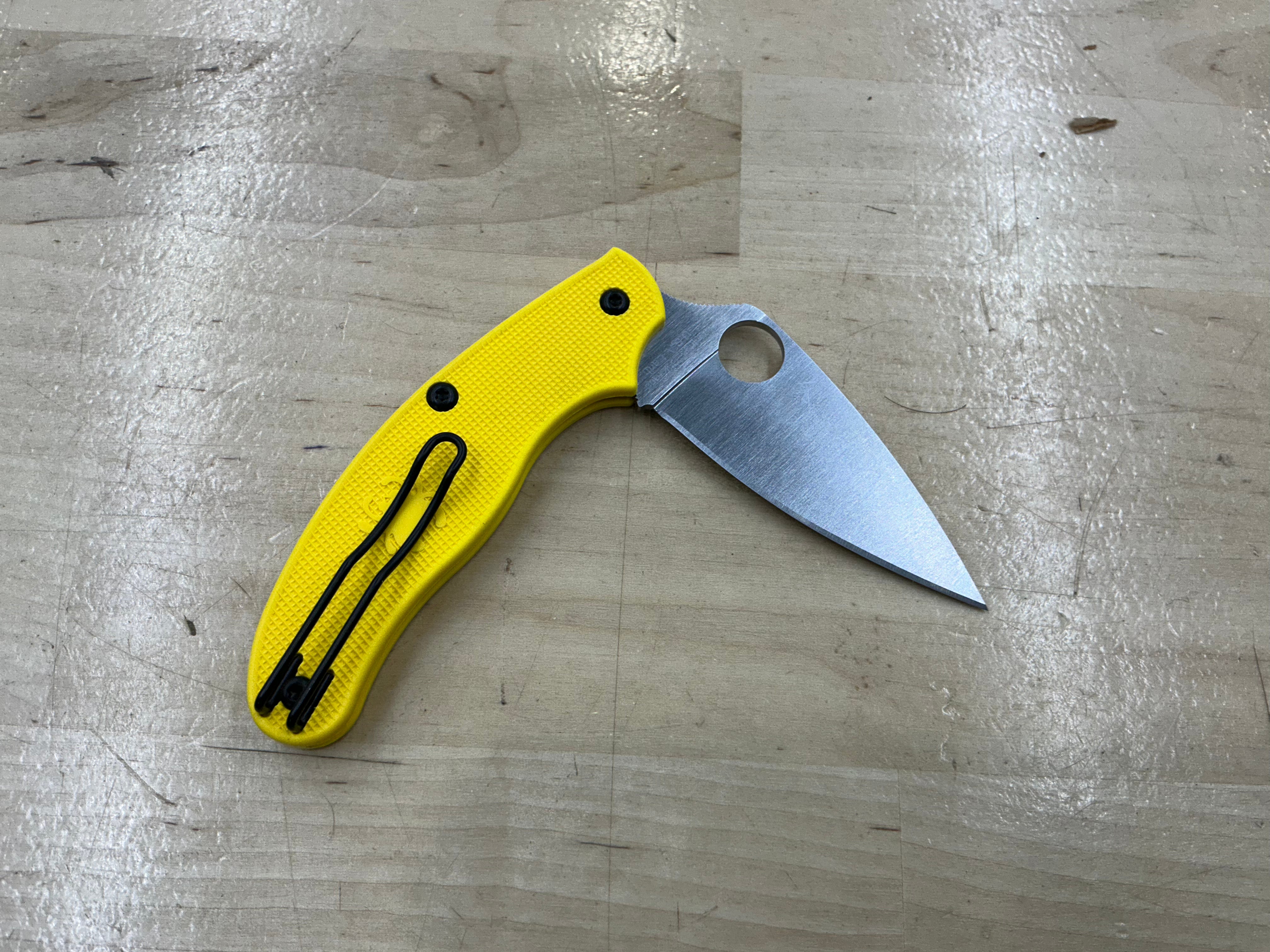Spyderco Penknife Salt Yellow Frn in CPM Magnacut steel
