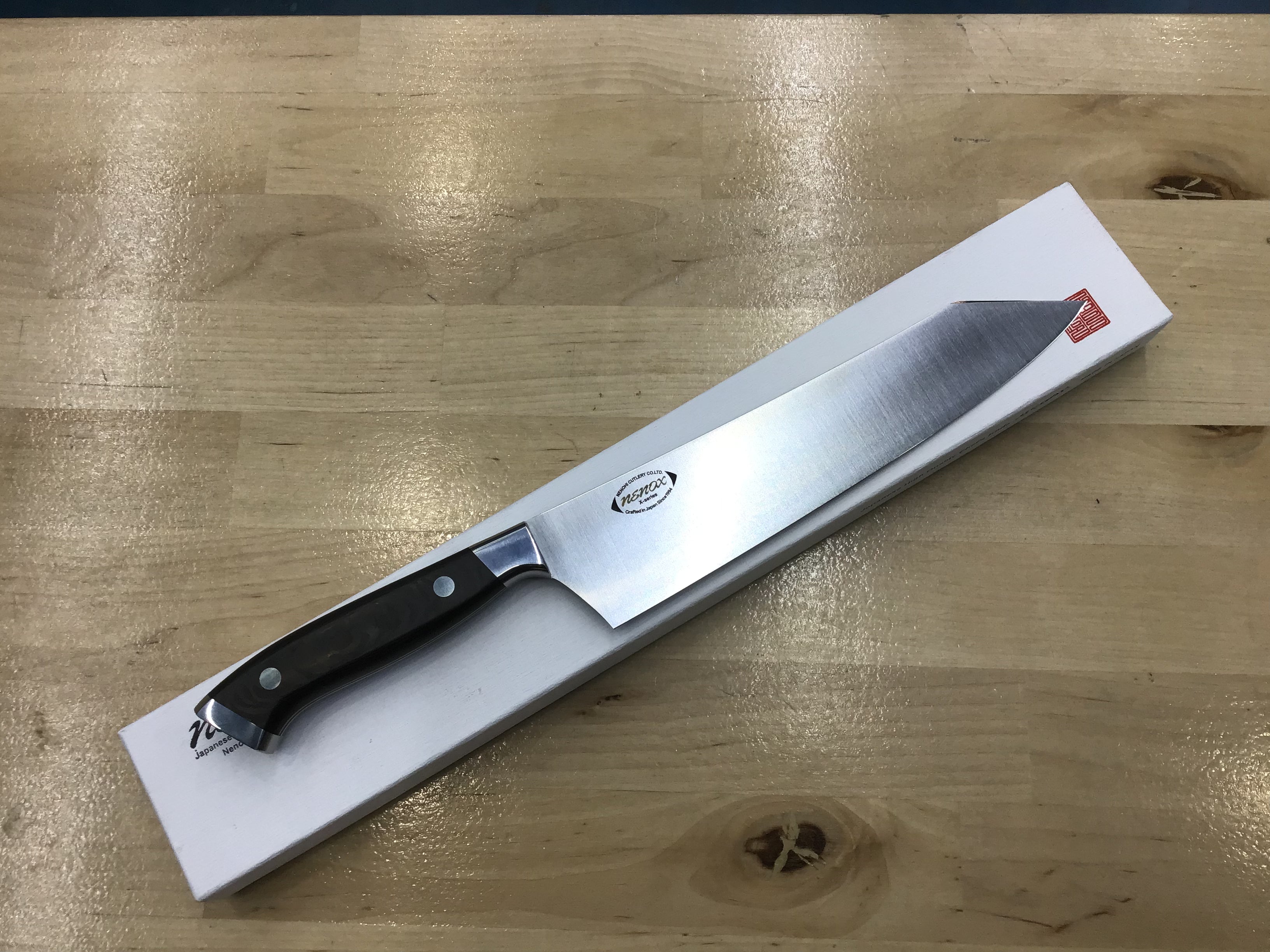 Nenox X Carbon Fiber - Kiritsuke Gyuto 210mm (8 1/4”) – Serenity