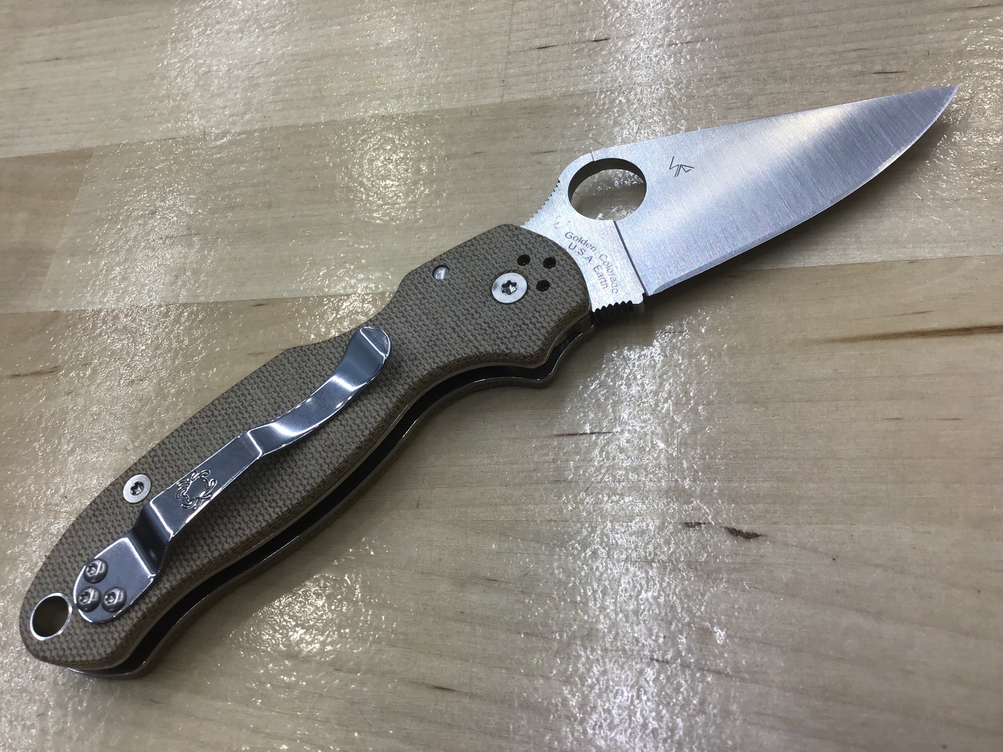 Spyderco Para 3 CRUWEAR et toile Micarta C223MPCW