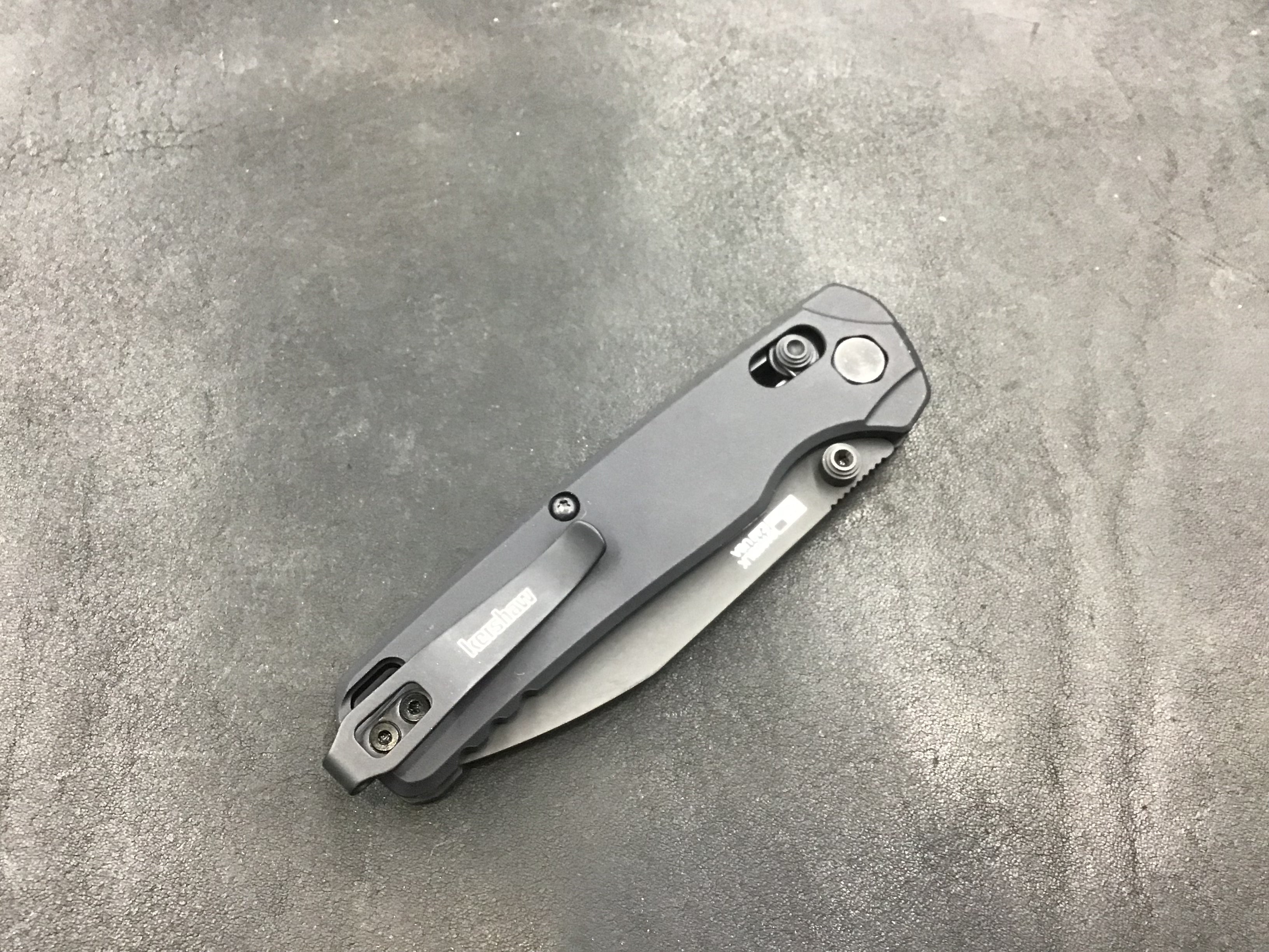 Navaja Kershaw Bel Air MagnaCut DuraLock de aluminio negro 