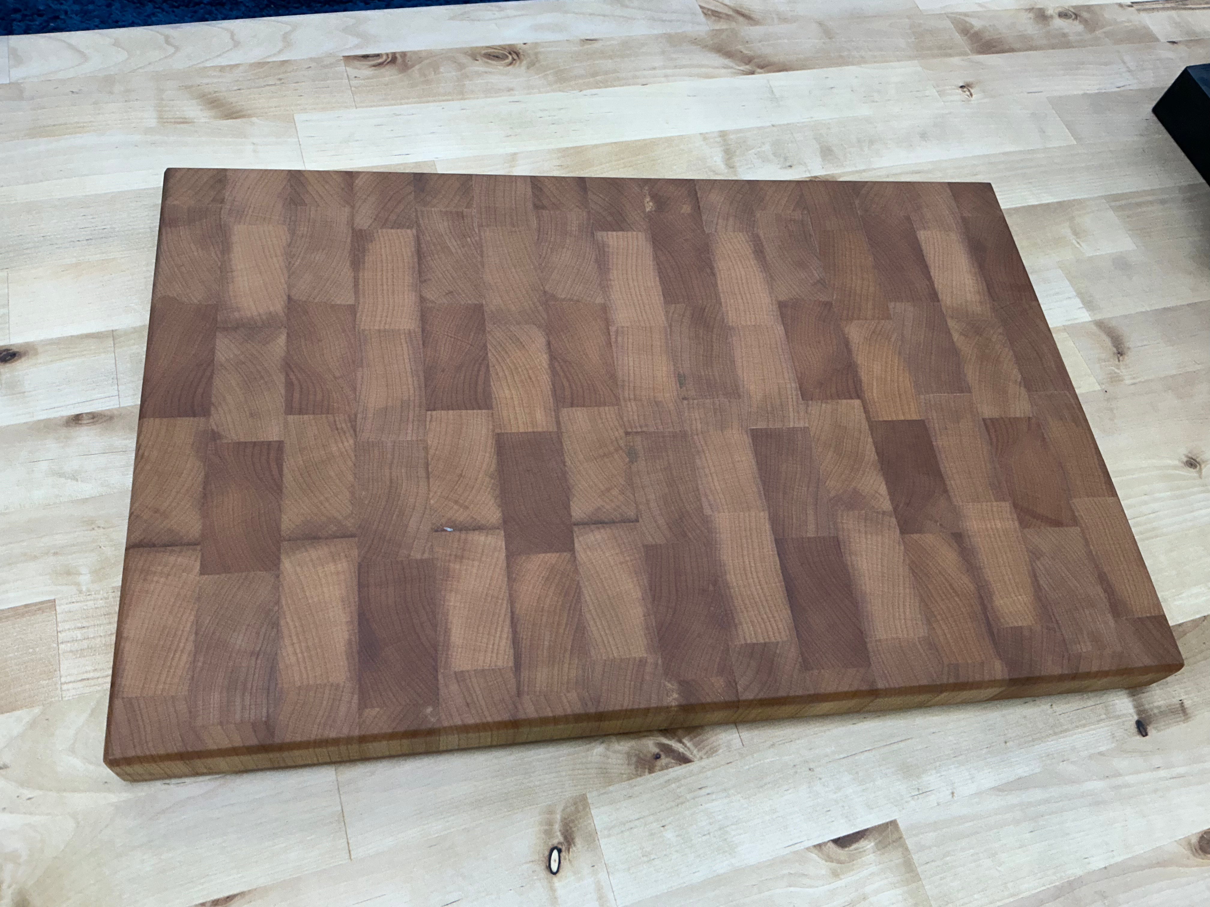 4HME Hard Maple End-grain Cutting Board