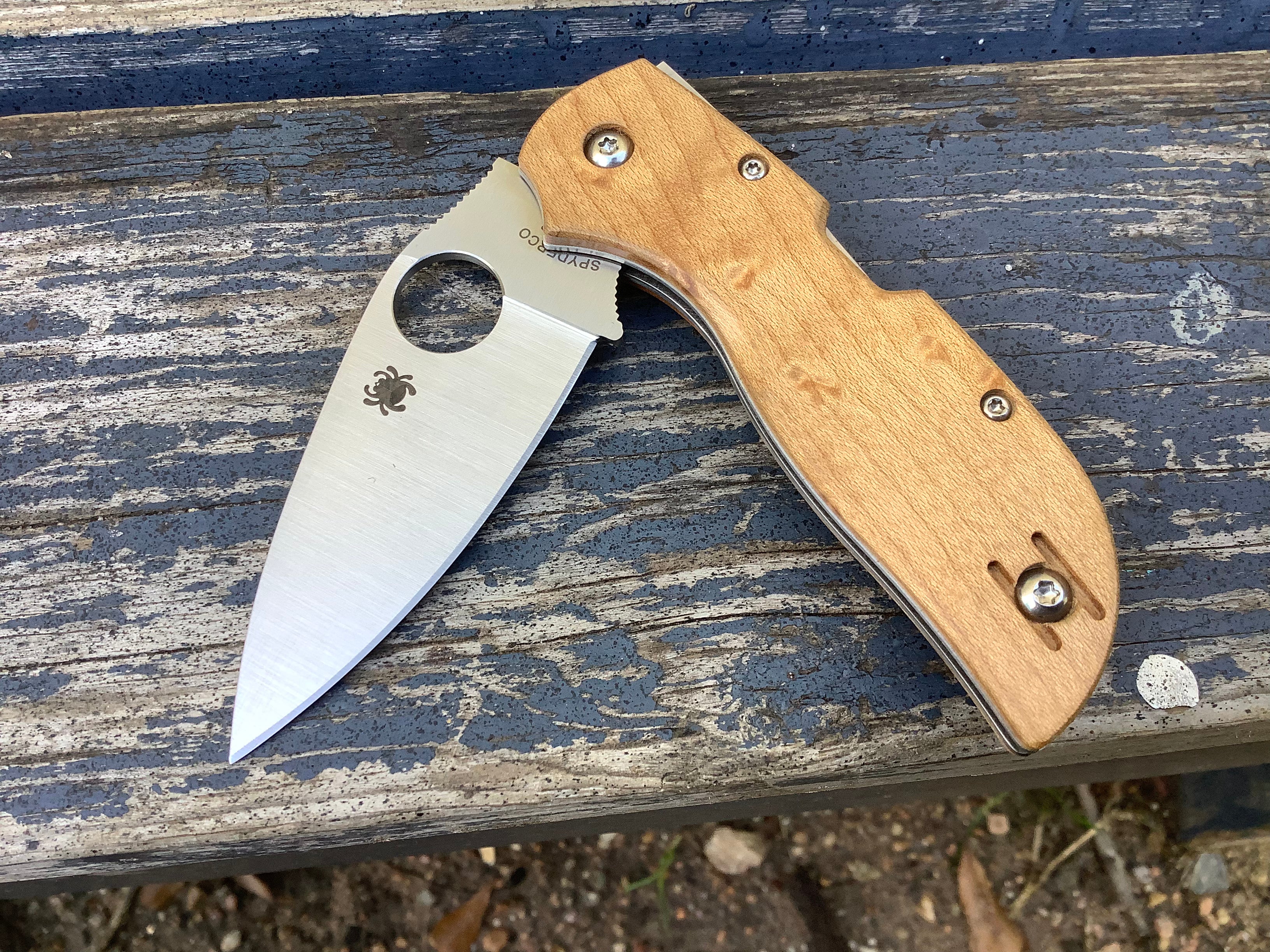 Spyderco CHAPARRAL™ Arce ojo de pájaro en CTS-XHP