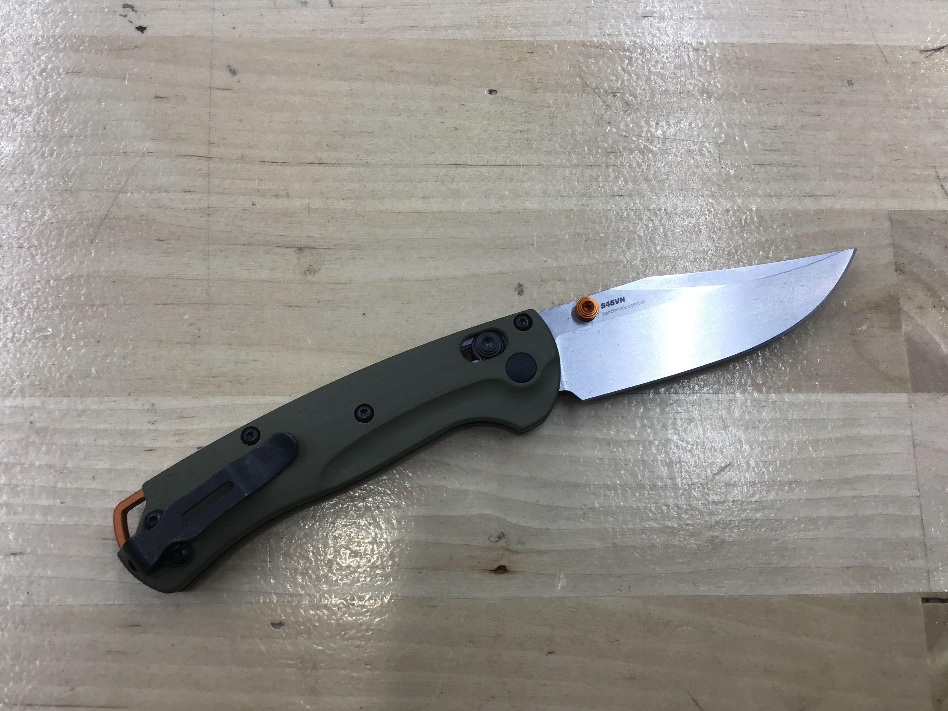 Couteau Benchmade Mini Taggedout AXIS Lock OD Vert G-10 15534