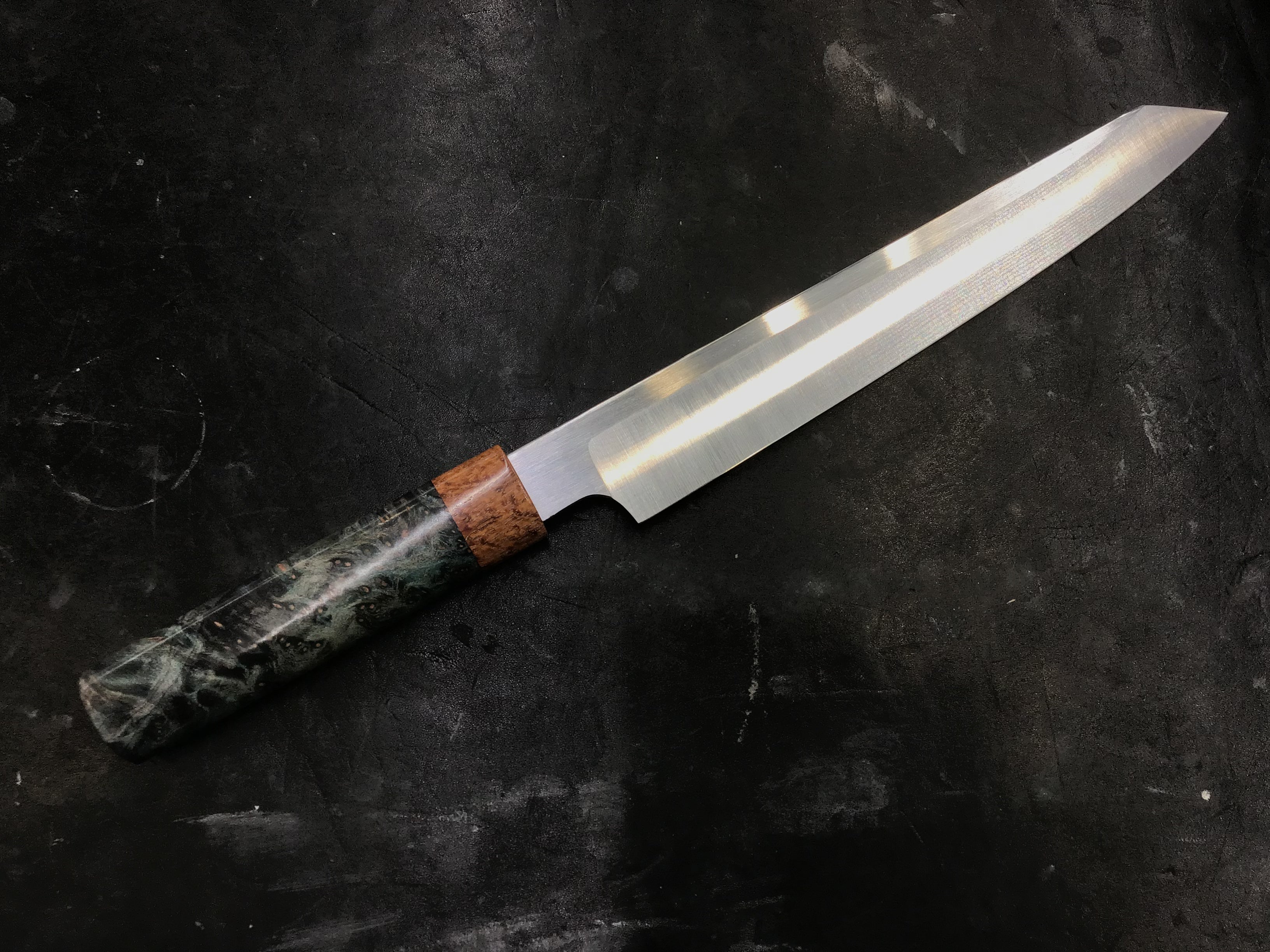 Trancheuse Sujihiki en CPM MagnaCut - Manche en koa et loupe de buis 10” (275 mm)