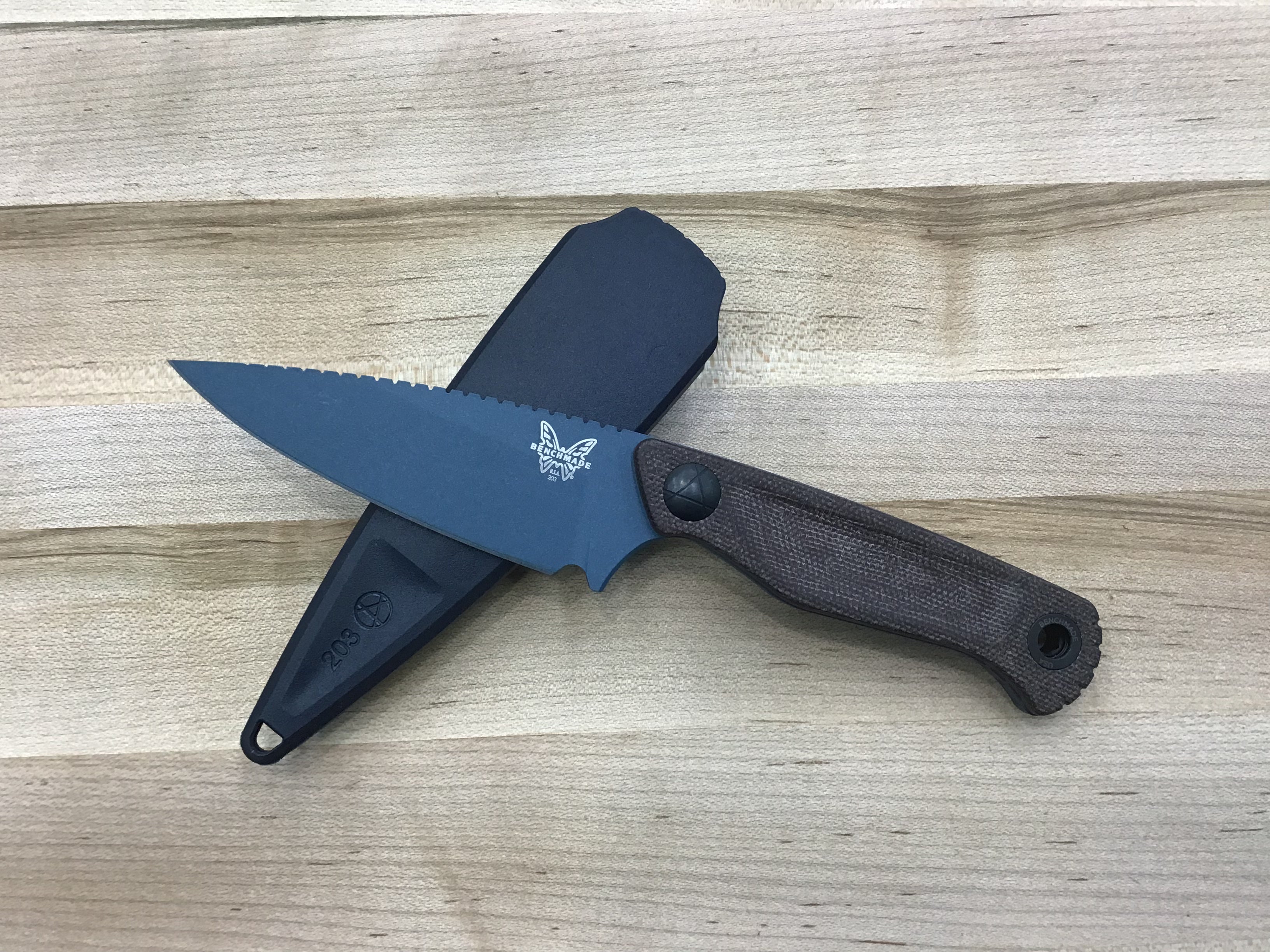 Cuchillo de hoja fija Benchmade Dacian de lona marrón Micarta (azul de 3,5") 