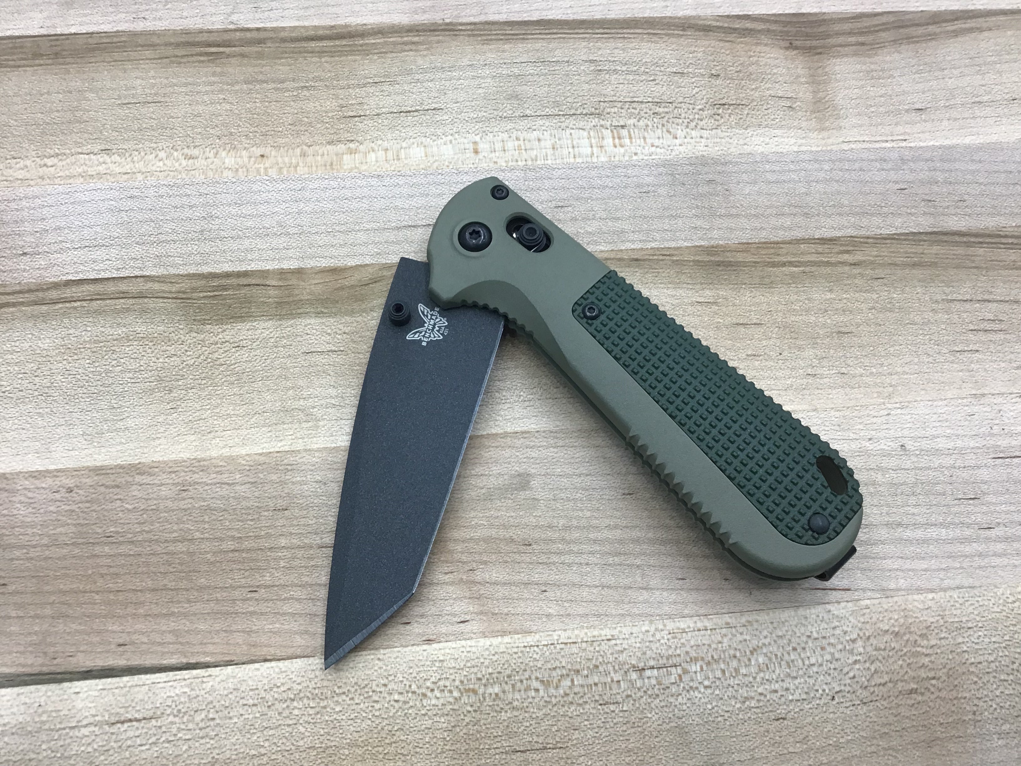 Benchmade Redoubt Tanto AXIS Lock Knife Ranger Green Grivory (3.5" Black)