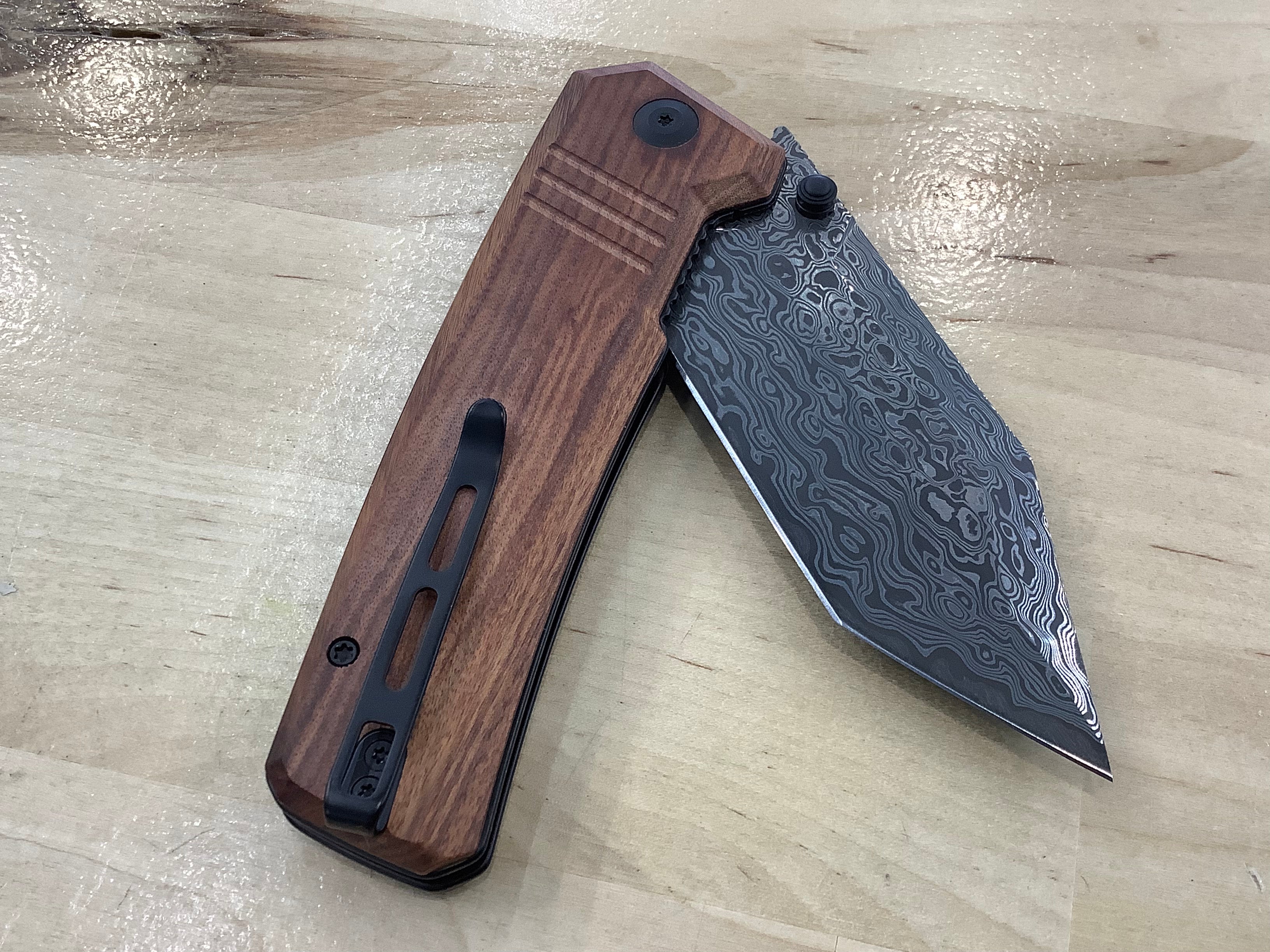 CIVIVI Bhaltair Flipper & Thumb Stud Knife Cuibourtia Wood Handle (3.98" Damascus Blade) C23024-DS1