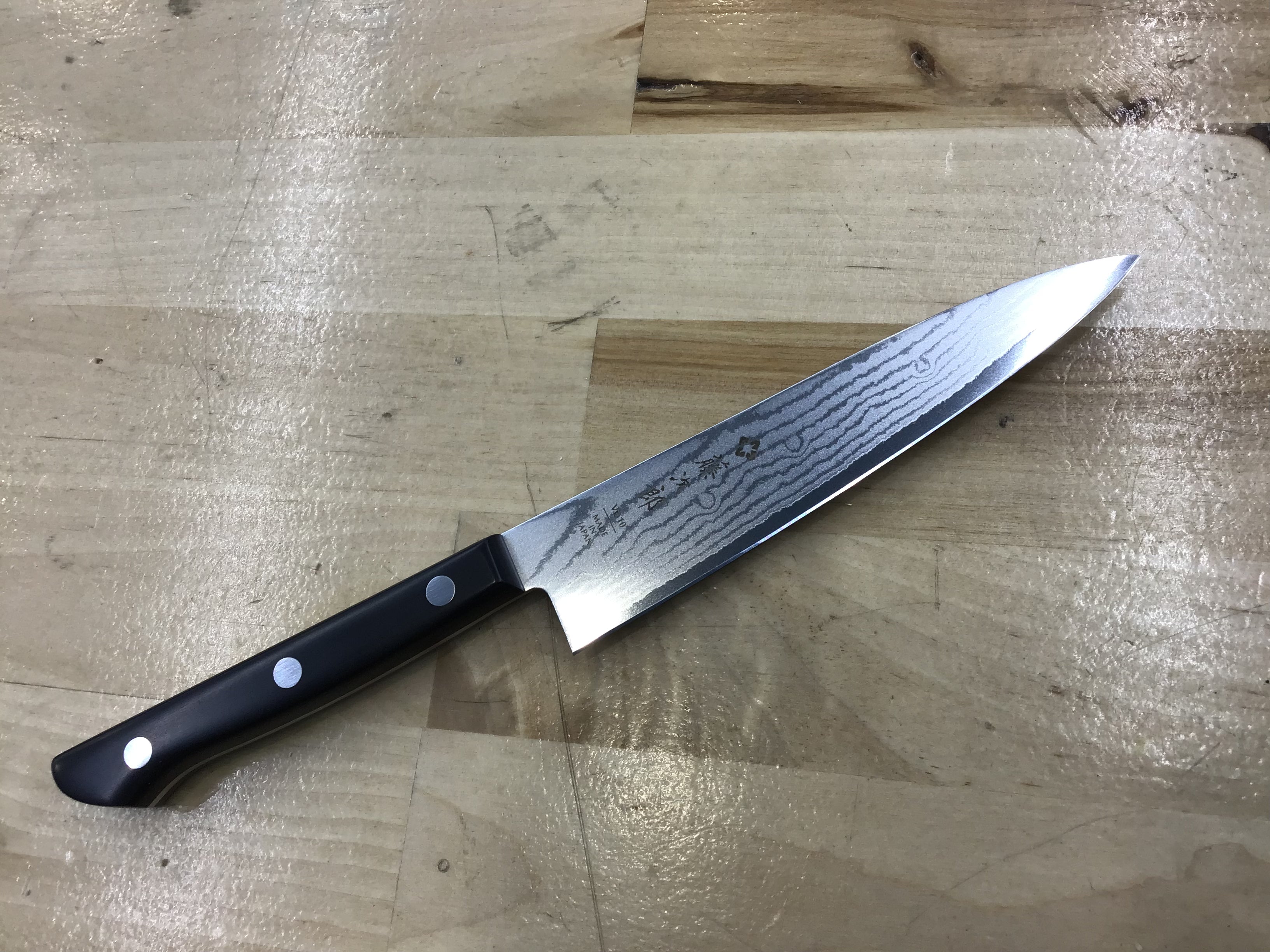 Tojiro F-333 Basic Damascus Petty 135mm