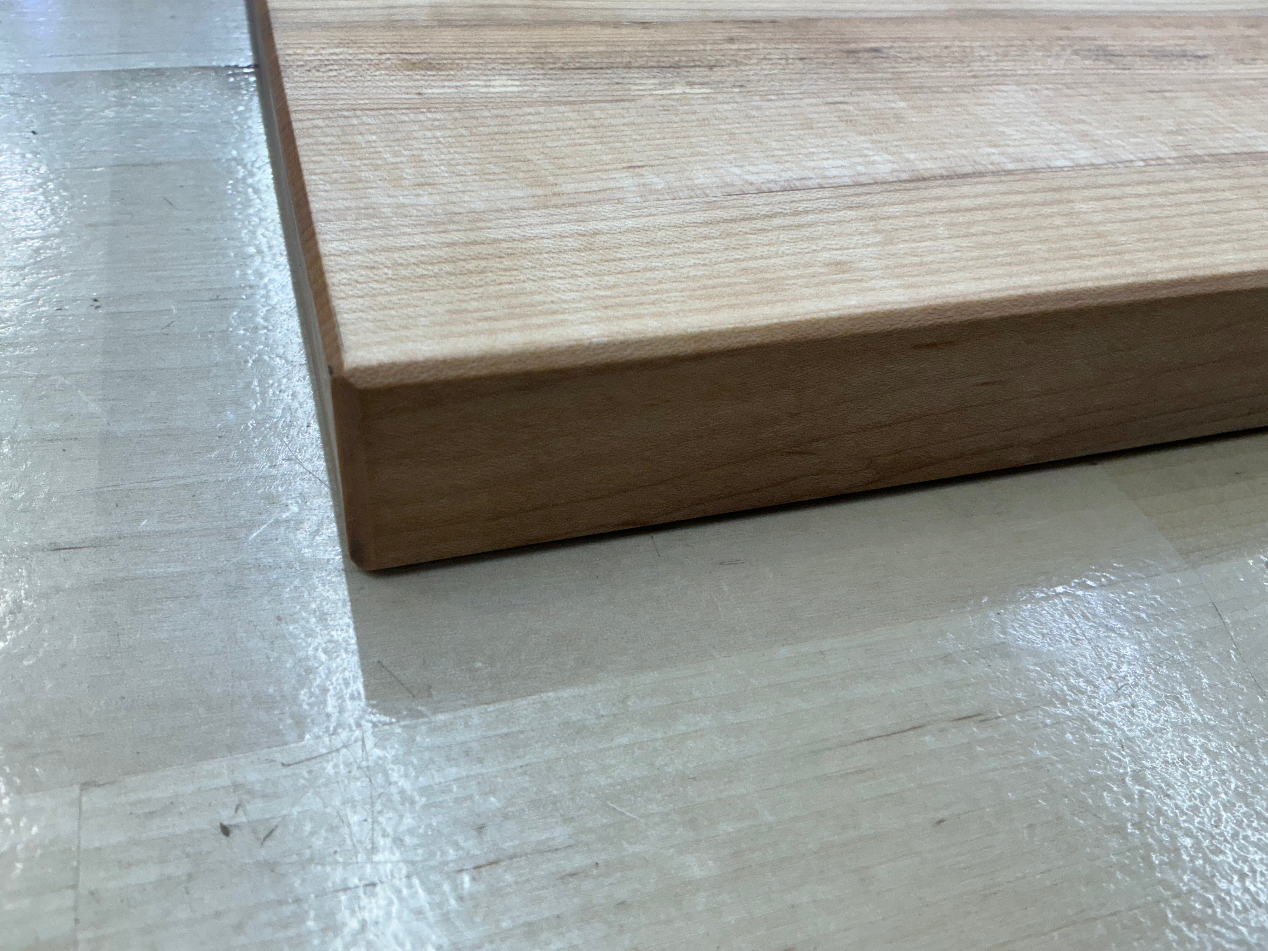 7HMS Maple & Walnut Side Cutting Board
