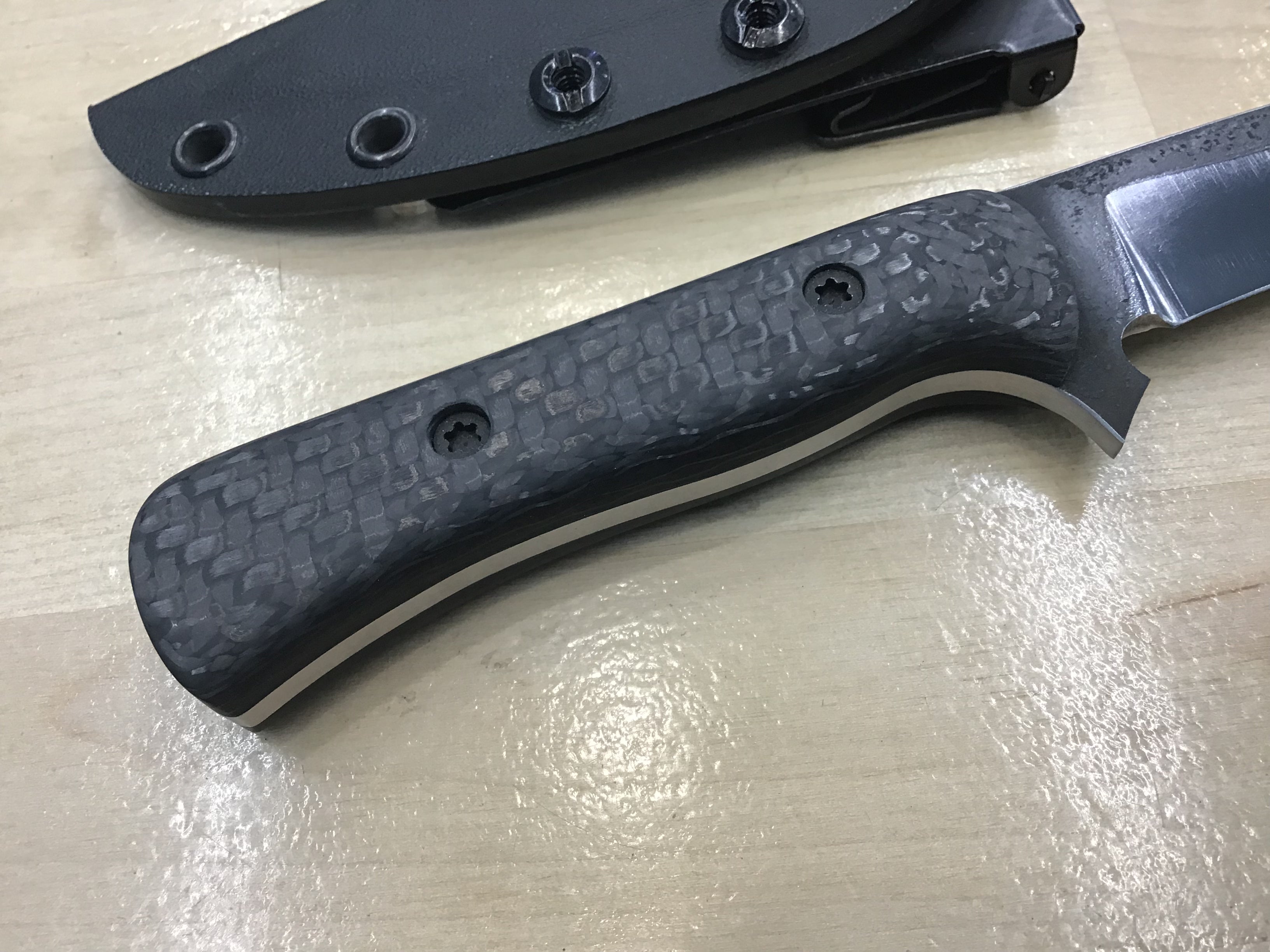 Spear Point EDC in CPM154 - Carbon Fiber Handle - Kydex Sheath