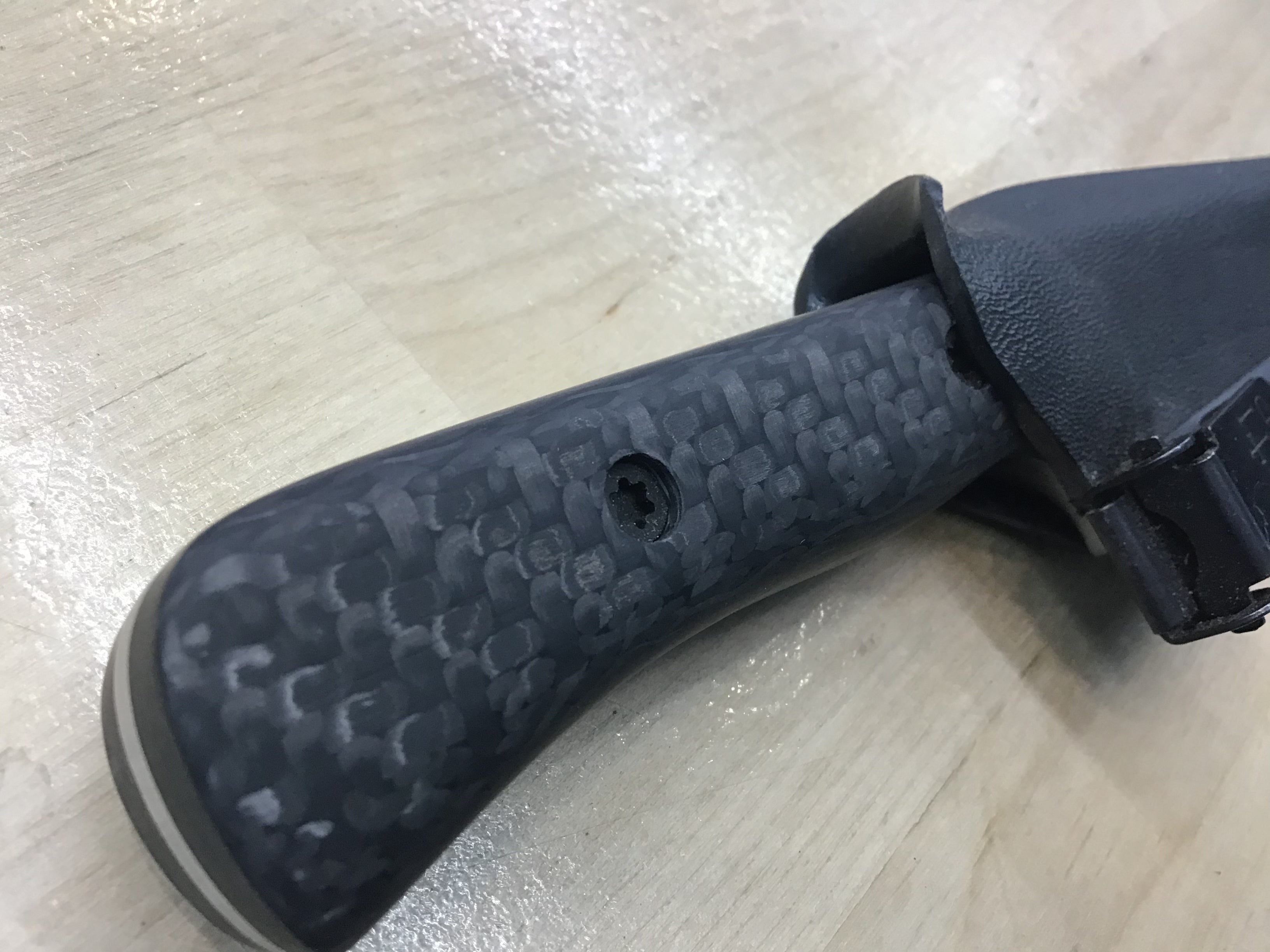 Spear Point EDC in CPM154 - Carbon Fiber Handle - Kydex Sheath