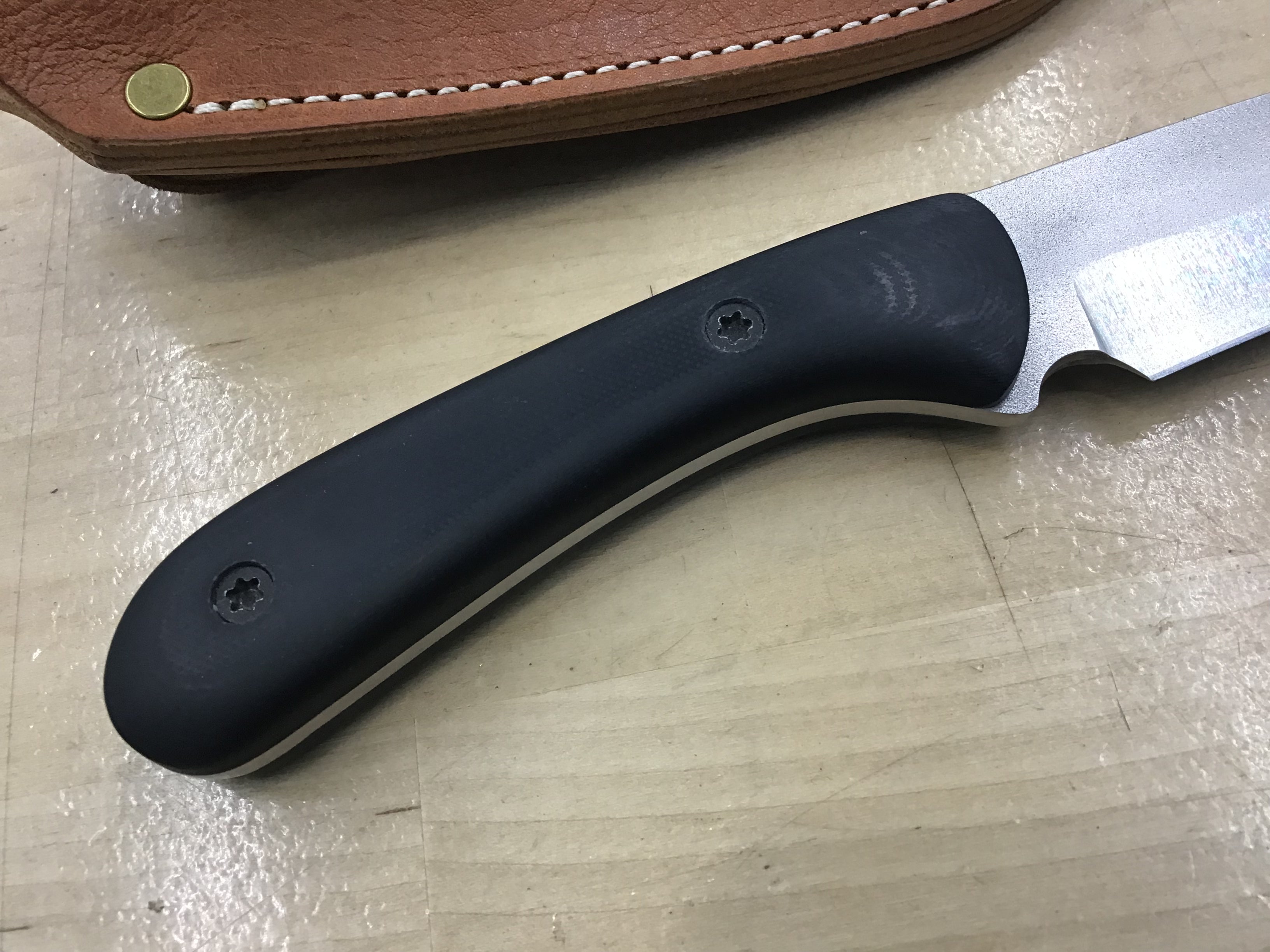 713 Utility Knife in CPM MagnaCut with Black G-10 Handle