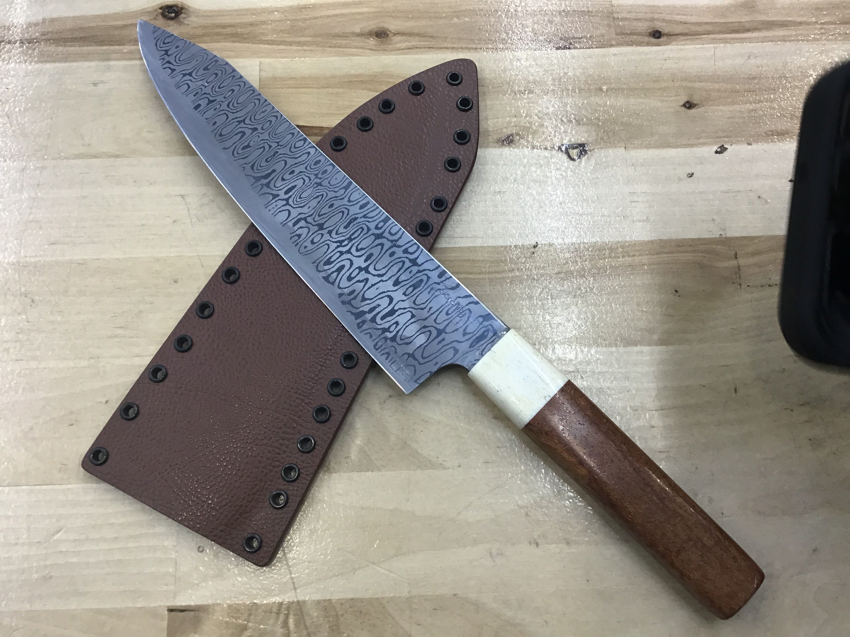 W1 Damascus Gyuto