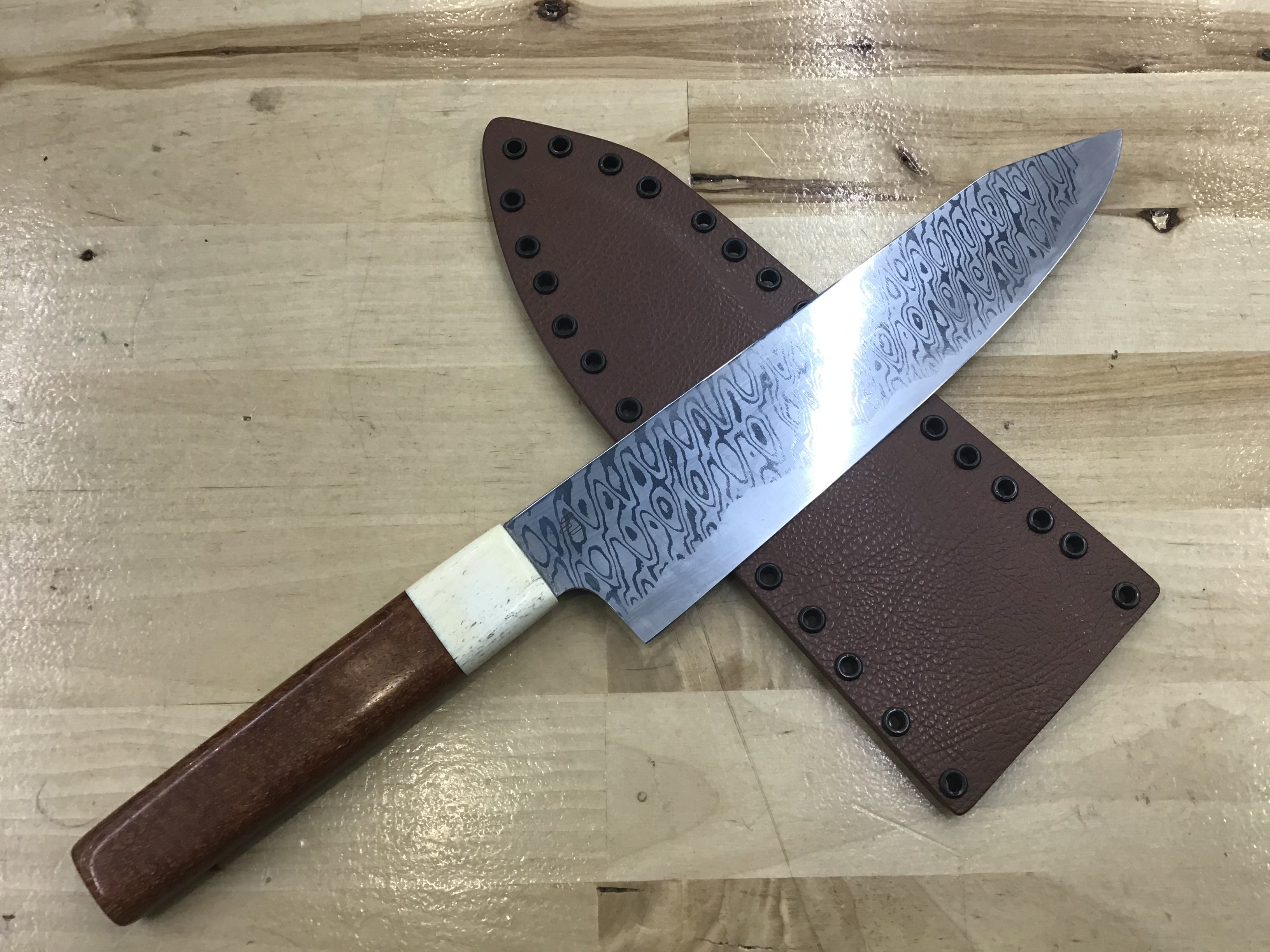 W1 Damascus Gyuto