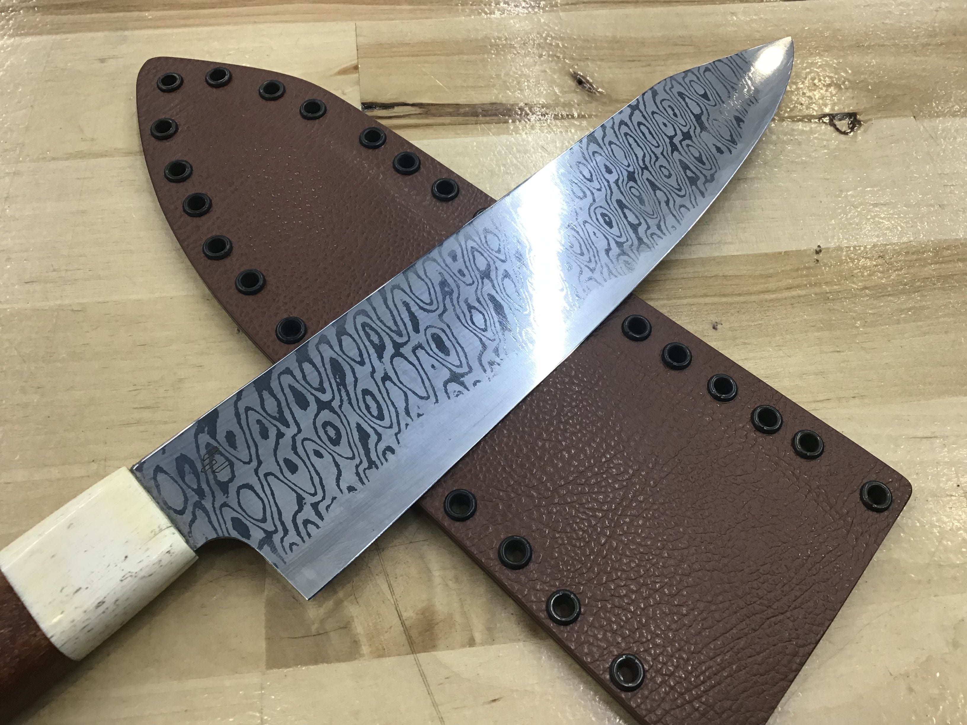 W1 Damascus Gyuto