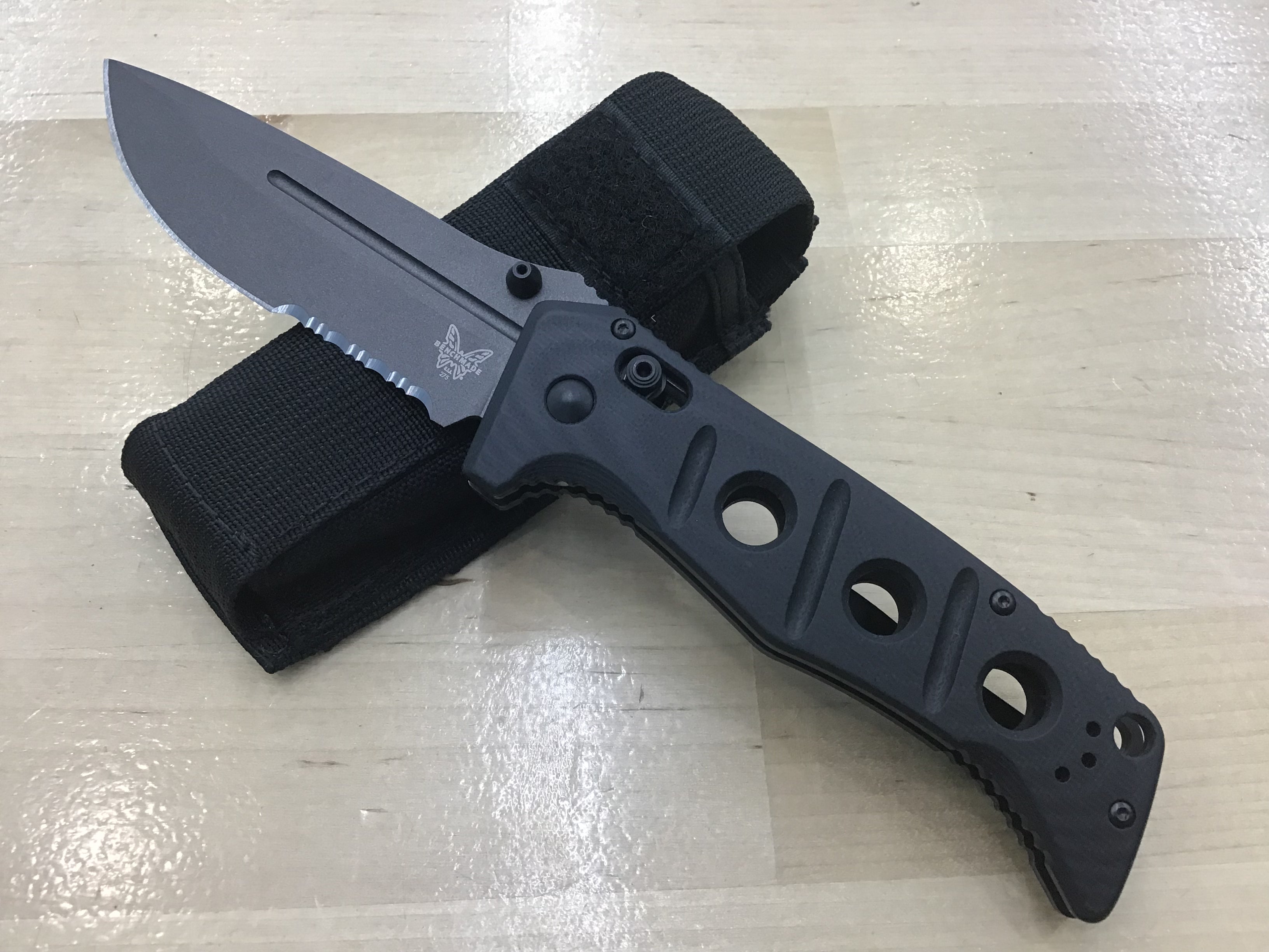 Benchmade Adamas Black G-10 Tungsten Gray with CPM-CruWear Partial Serrated