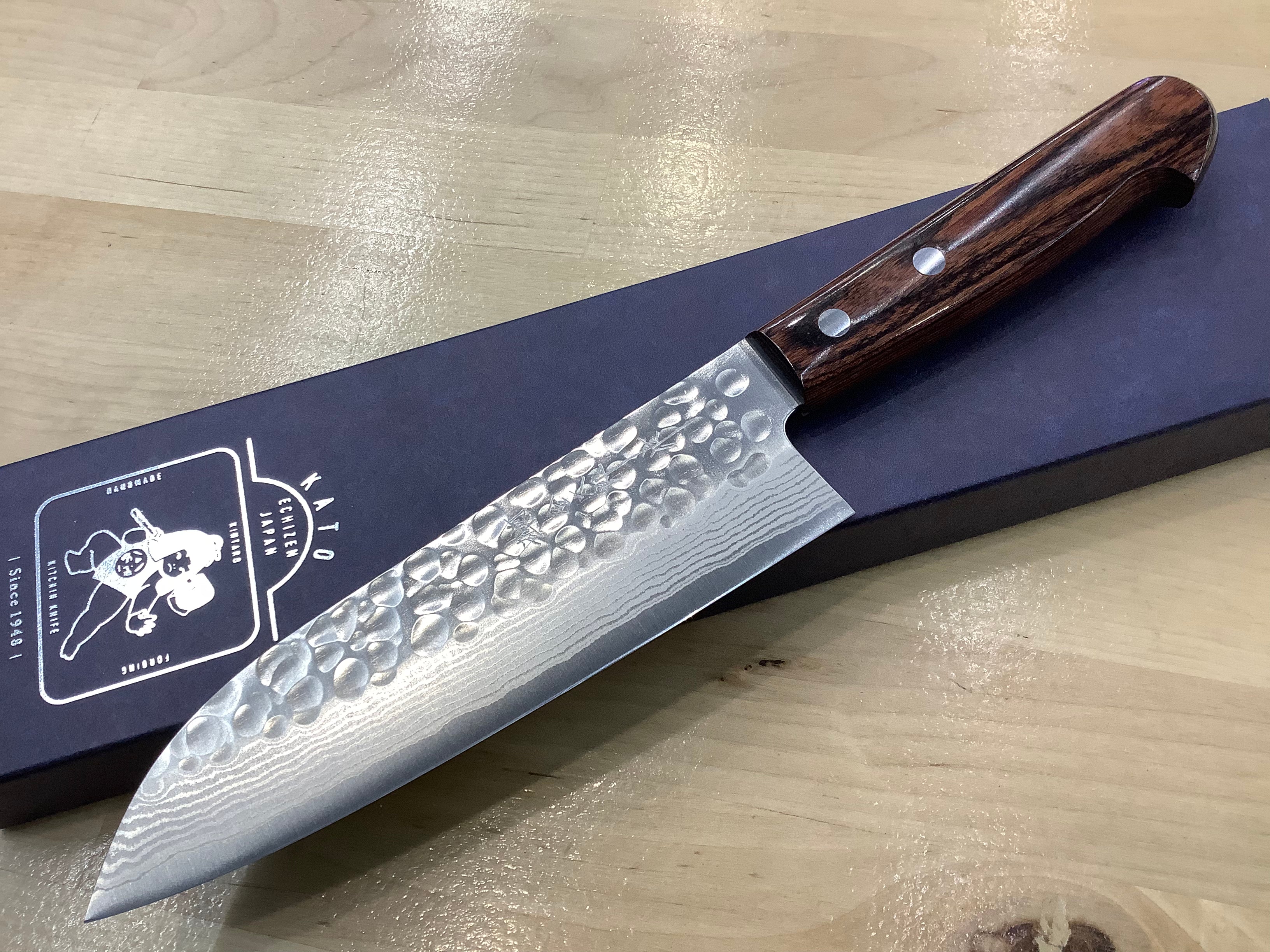 Santoku de Damasco texturizado Yoshimi Kato de 170 mm (7”)