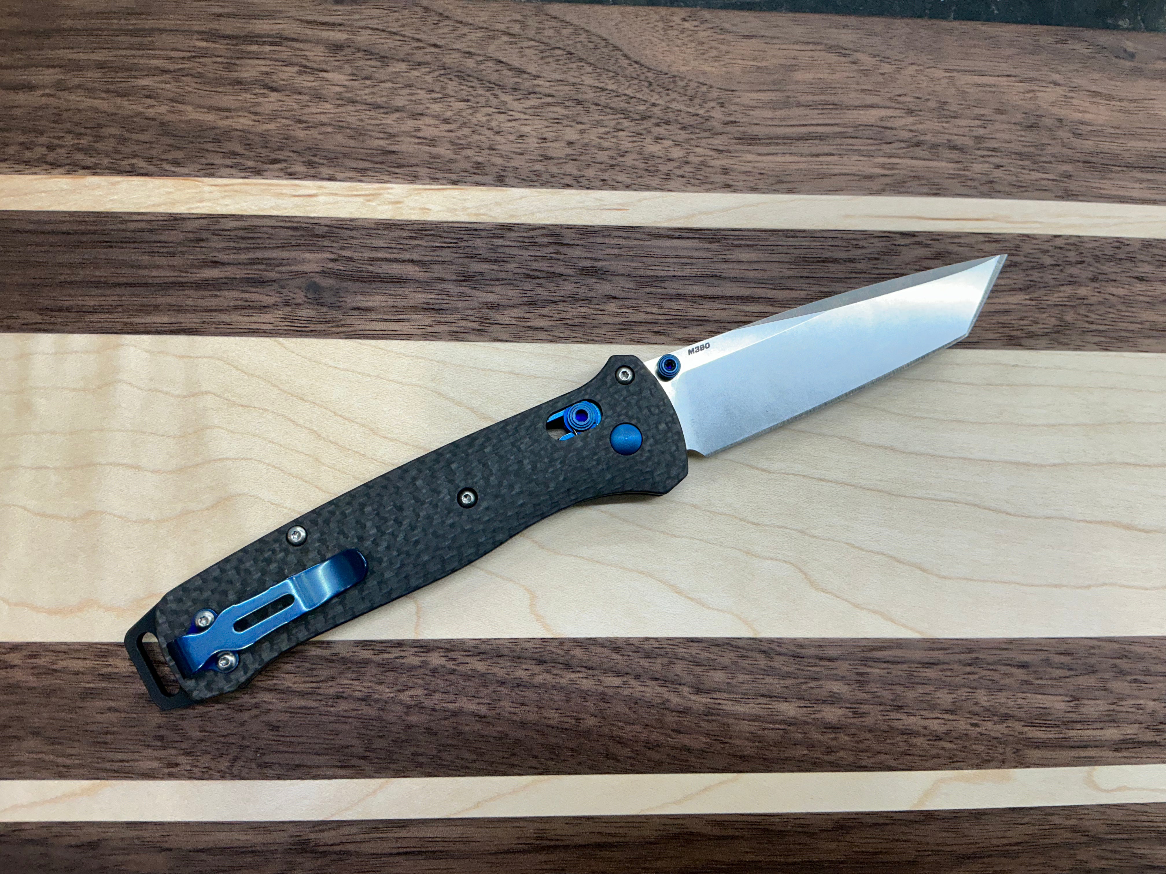 Benchmade Bailout AXIS Lock Knife Carbon Fiber Blue Hardware (3.4" SW)