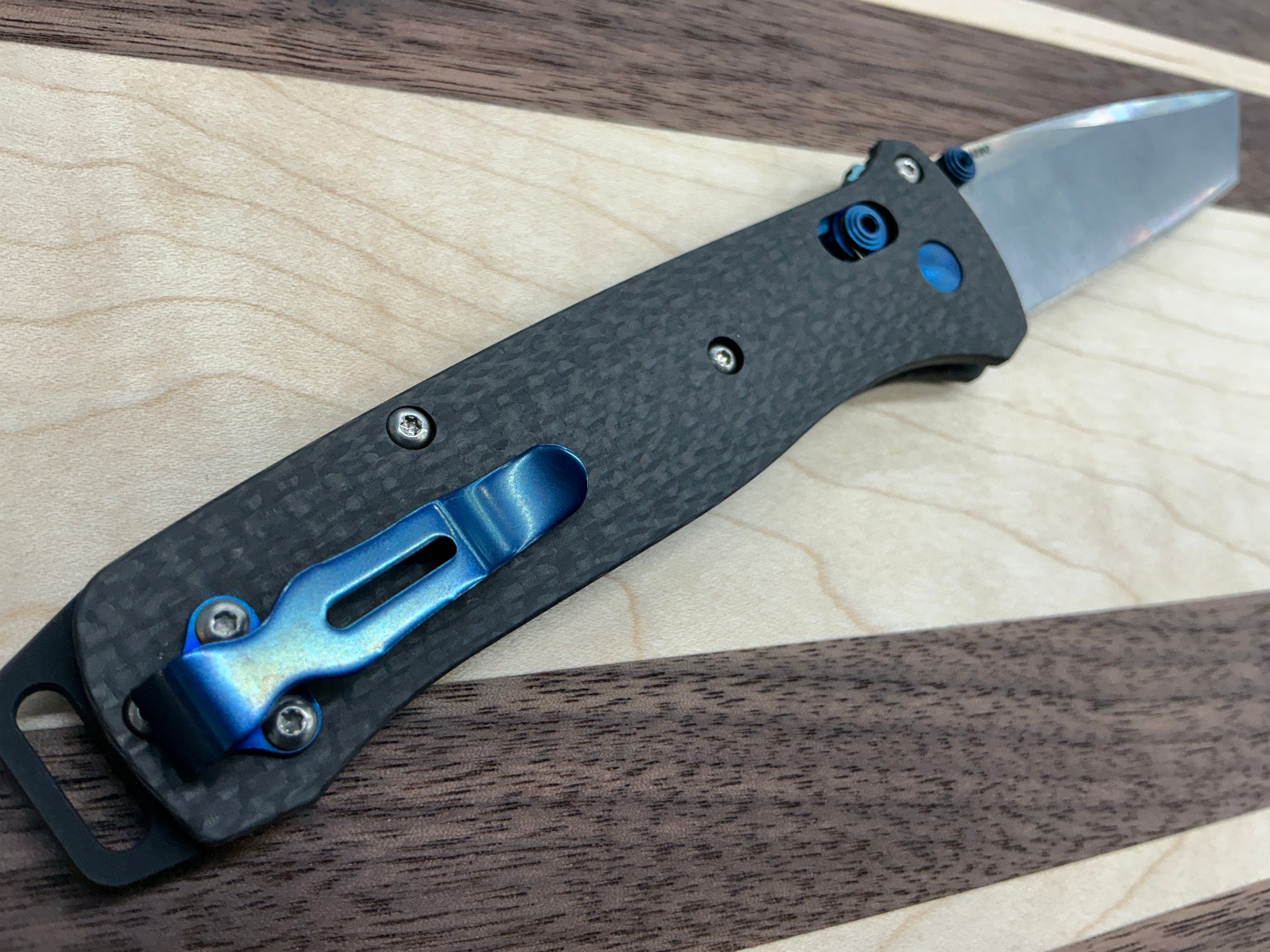 Benchmade Bailout AXIS Lock Knife Carbon Fiber Blue Hardware (3.4" SW)