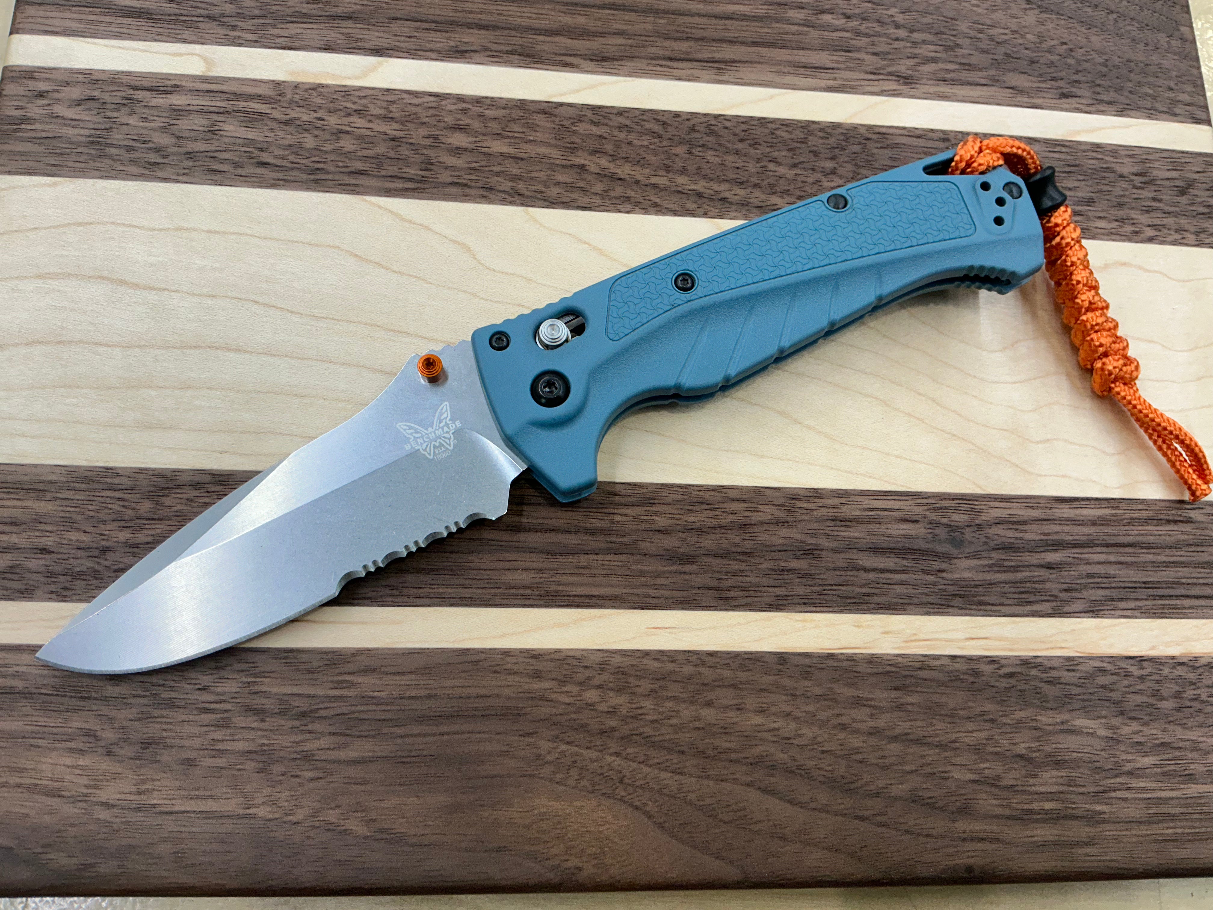 Benchmade Adira AXIS-Lock MagnaCut Knife Depth Blue Grivory (3.9" SW Serr)