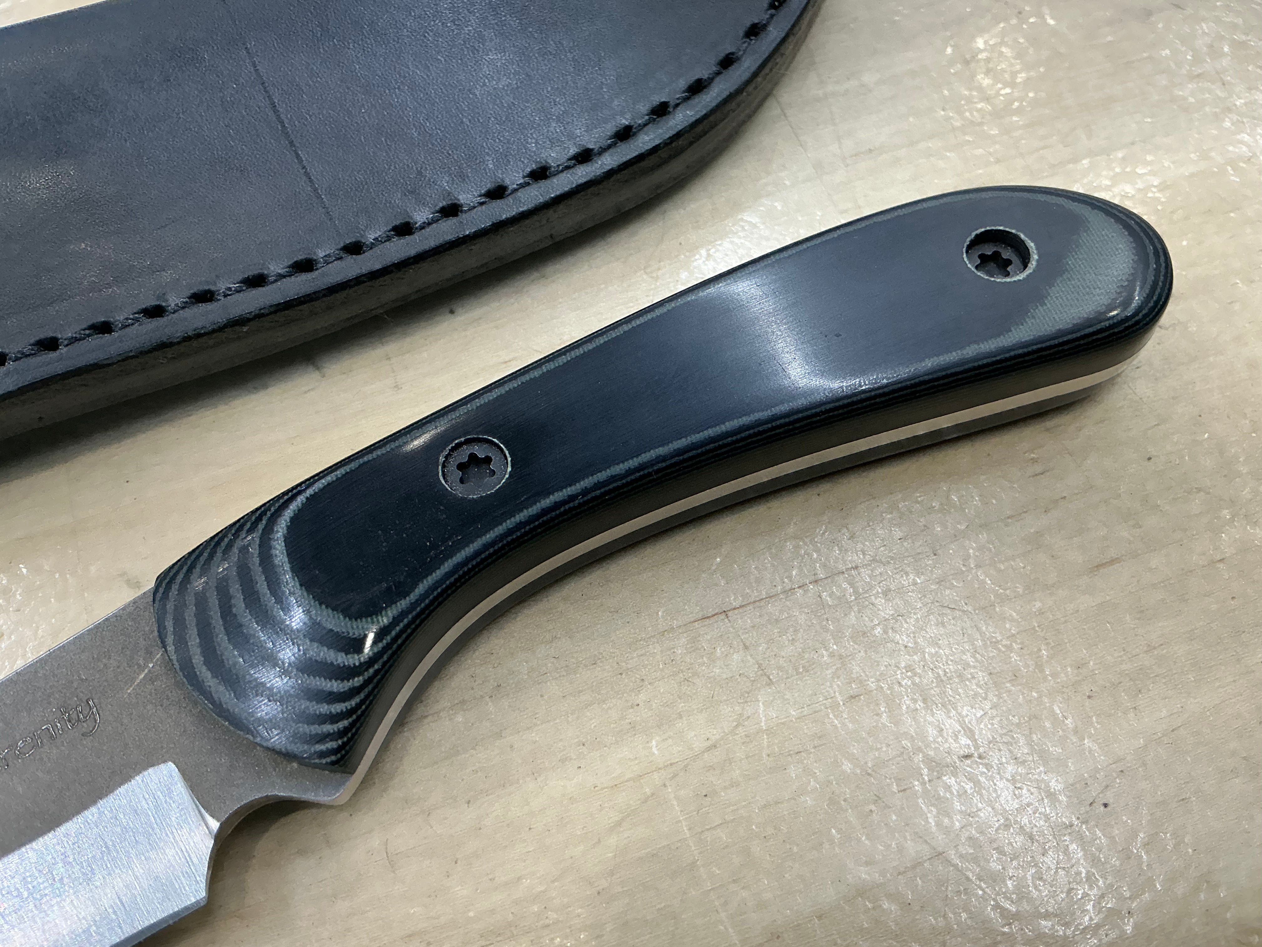 713 Utility Knife in CPM MagnaCut with Black/Grey G-10 Handle