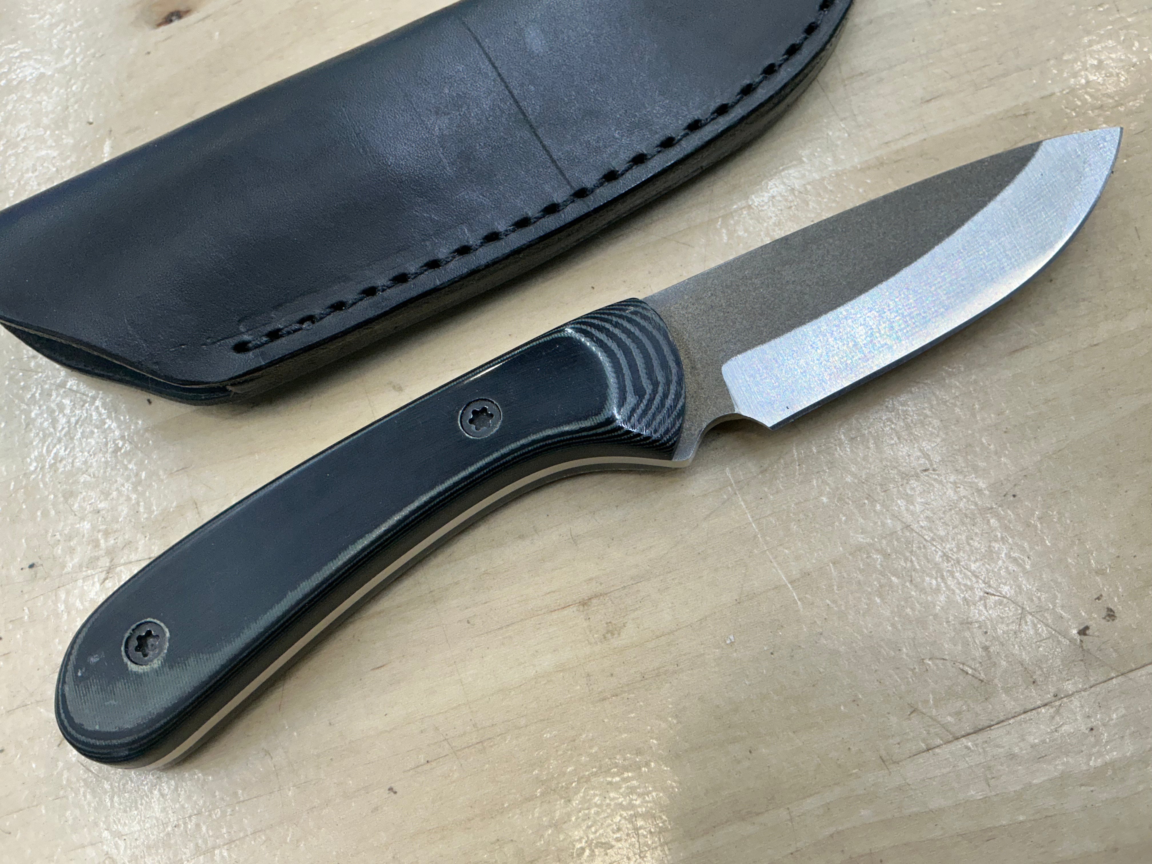 713 Utility Knife in CPM MagnaCut with Black/Grey G-10 Handle