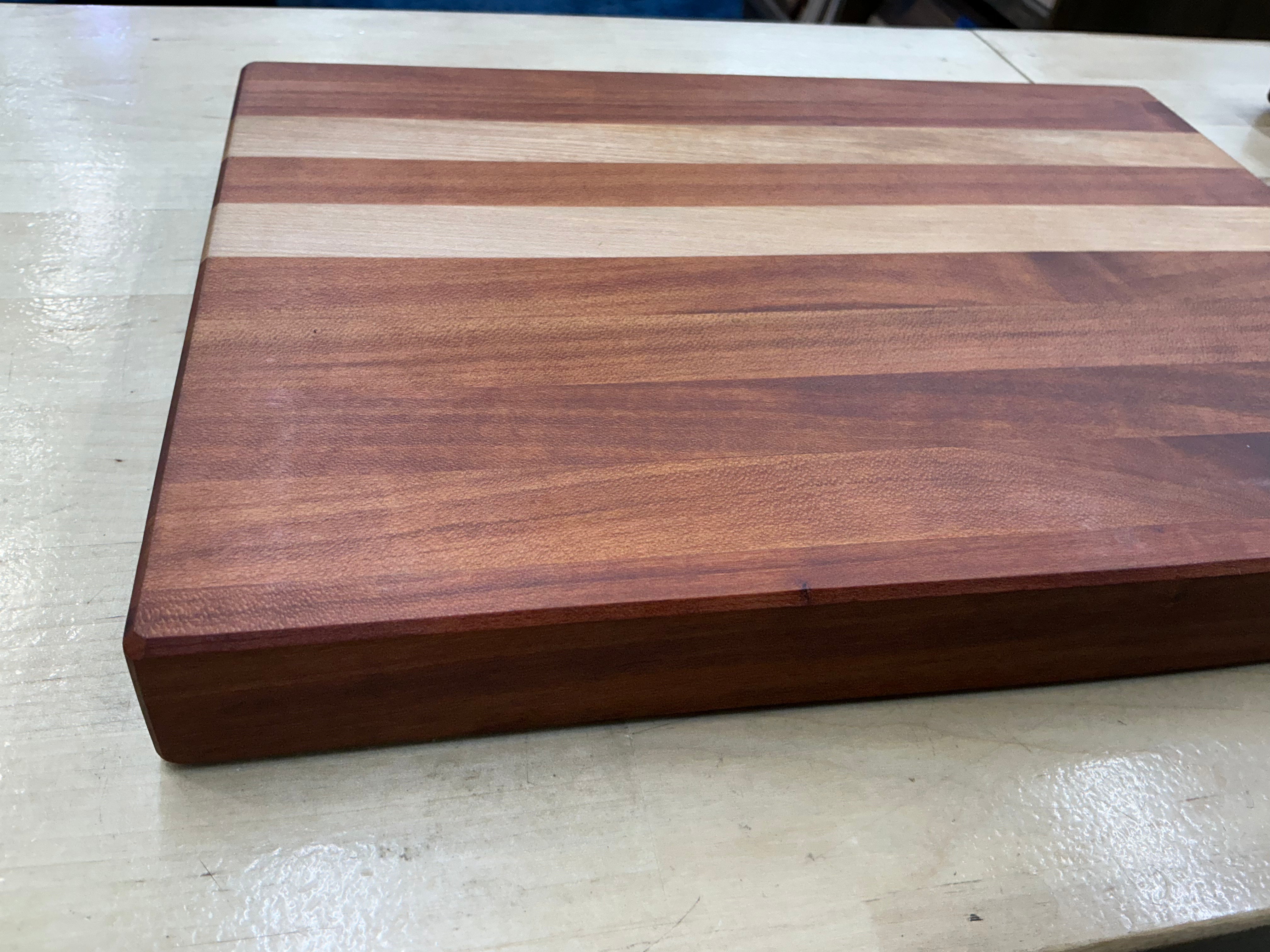 8CMS Cherry & Maple Side Grain Cutting Board