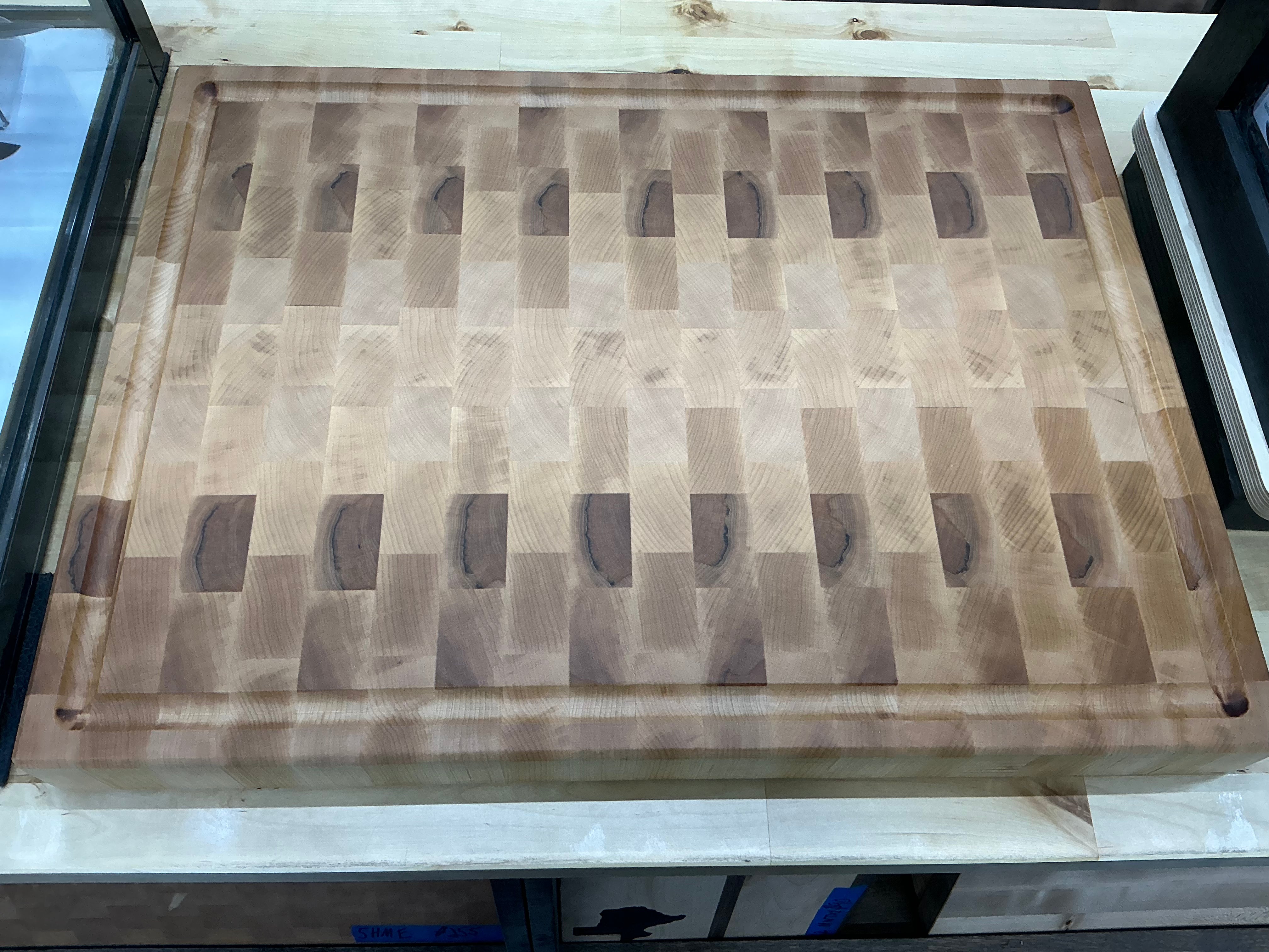 7HME Maple End-Grain XL Cutting Board with Juice Groove