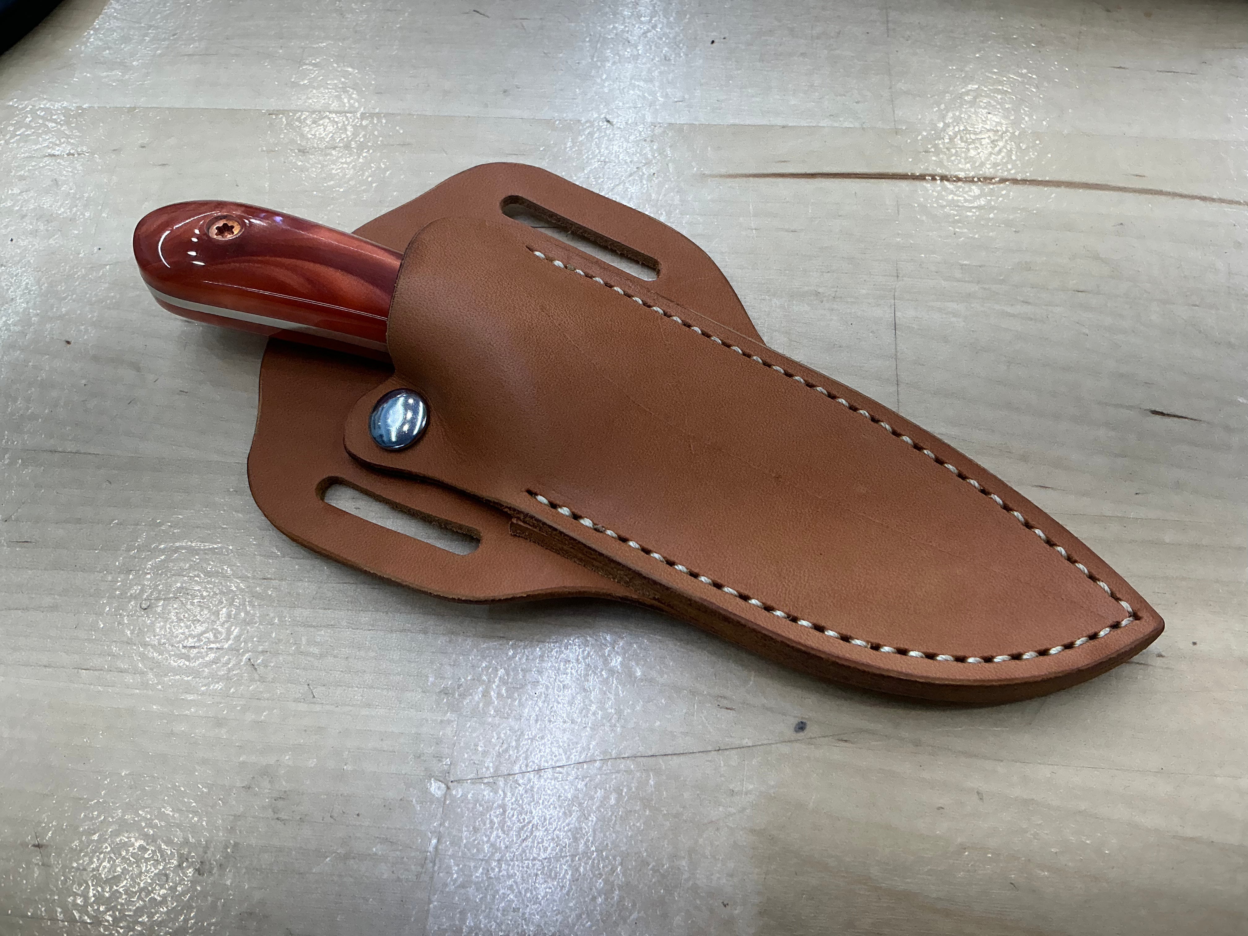 713 Utility Knife - CPM154 with Pink & White Resin Handle