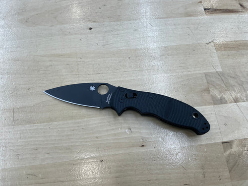 Manix 2 Salt in CPM MagnaCut - Black G-10 - C101GMCBK2