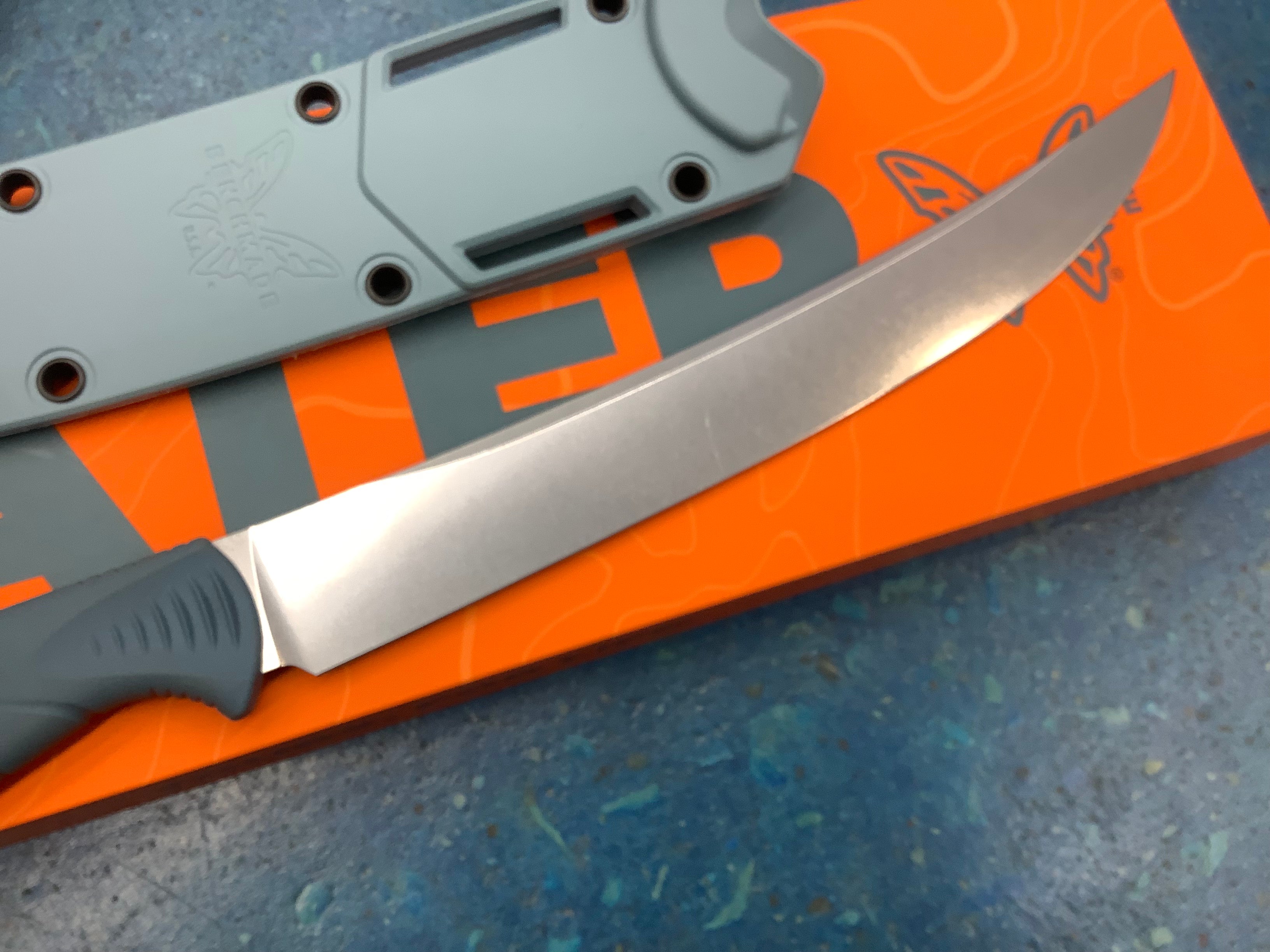 Couteau à lame fixe Benchmade Fishcrafter en CPM MagnaCut 18020