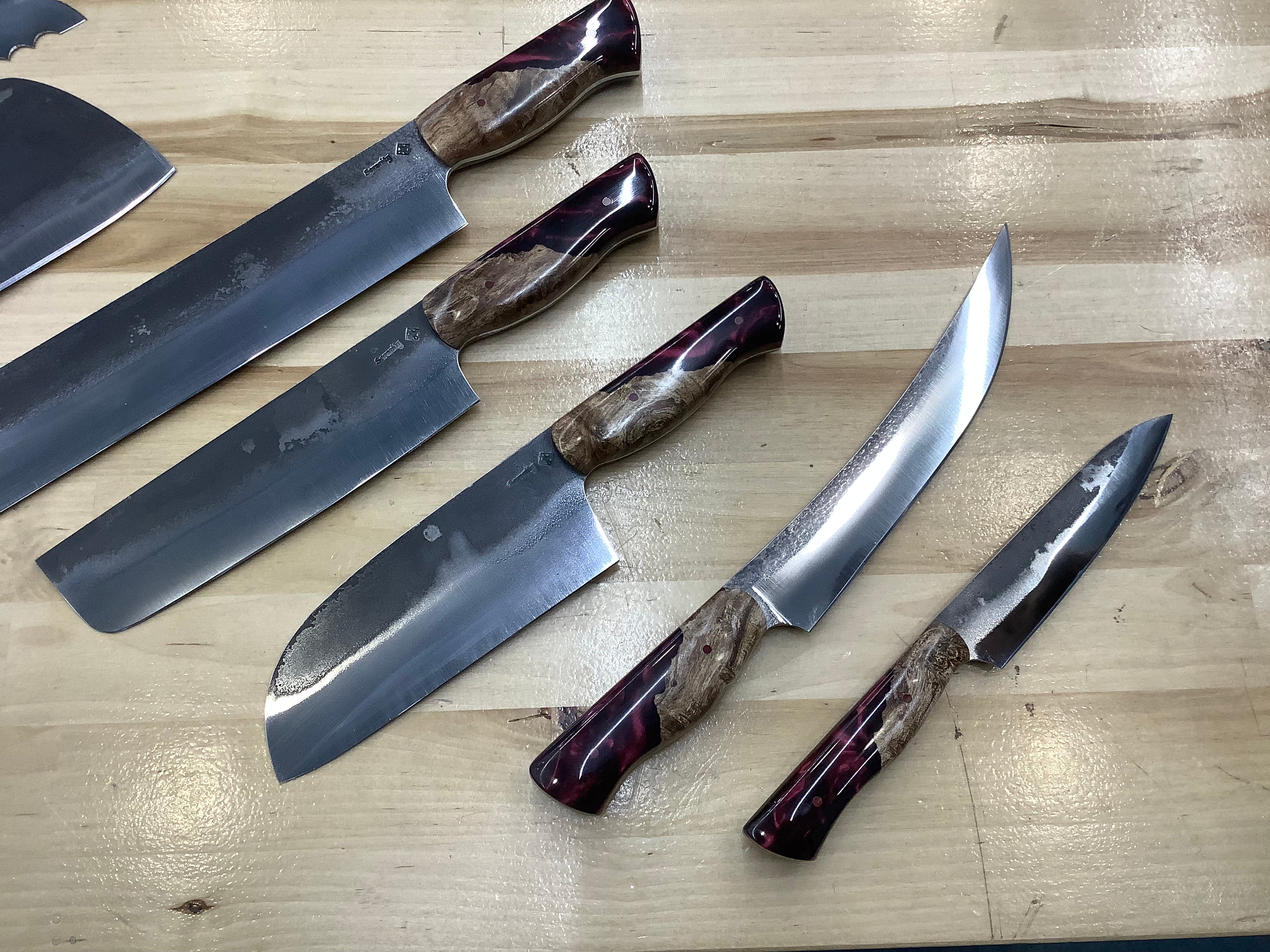 Set of 7 Kitchen Knives & 10 Steak Knives - CPM 154 - Maple Burl & Burgundy Resin with Pecan Block