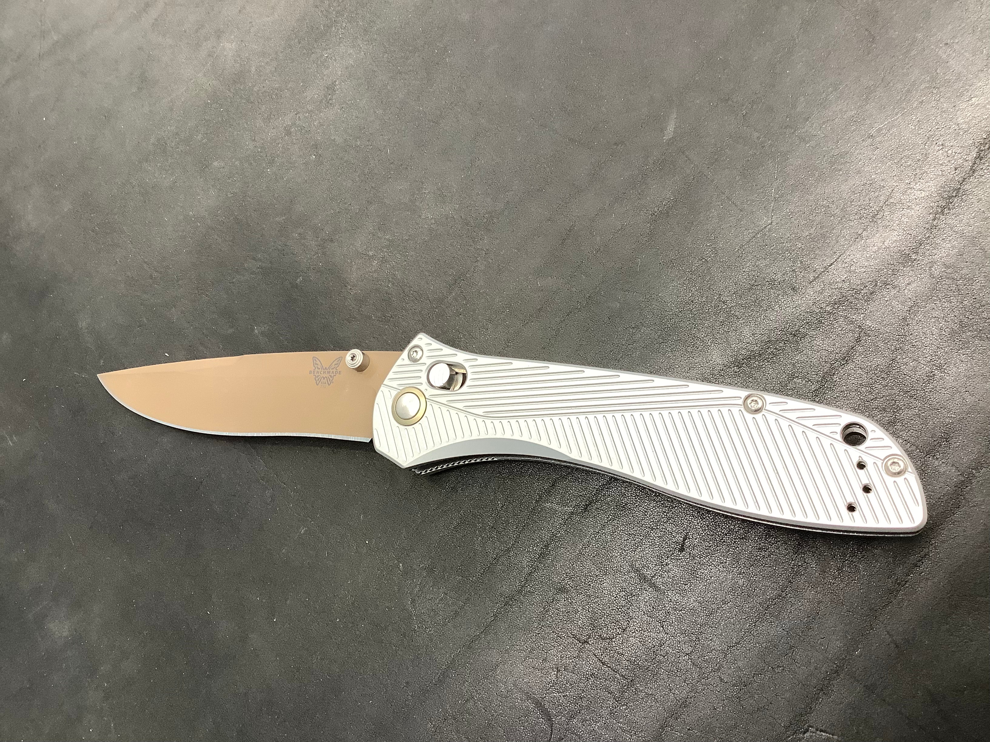 Couteau Benchmade Seven | Ten AXIS Lock Aluminium Gris 710FE-24