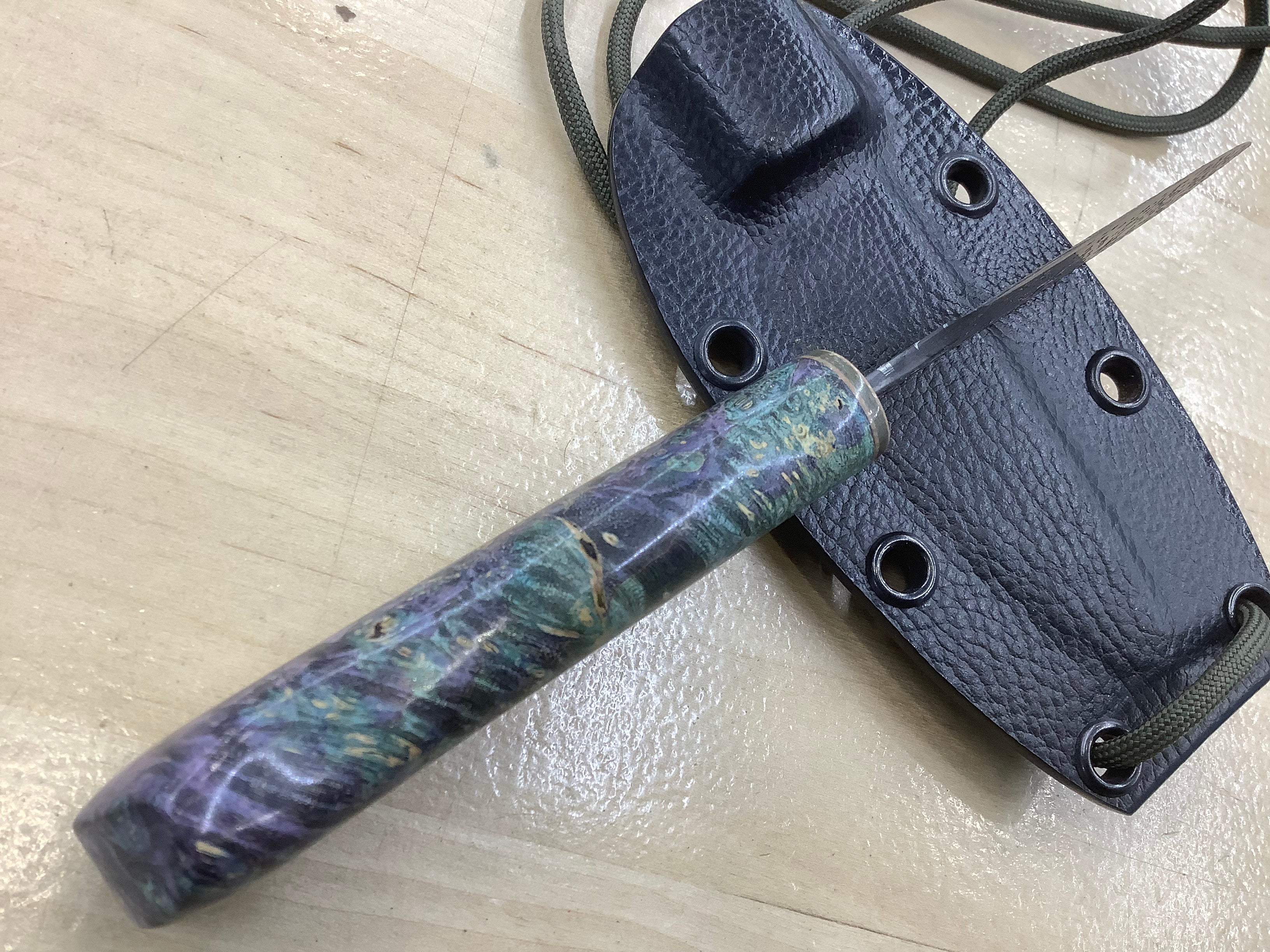 Cuchillo de cuello Starry Night CPM MagnaCut con funda de madera de arce negundo