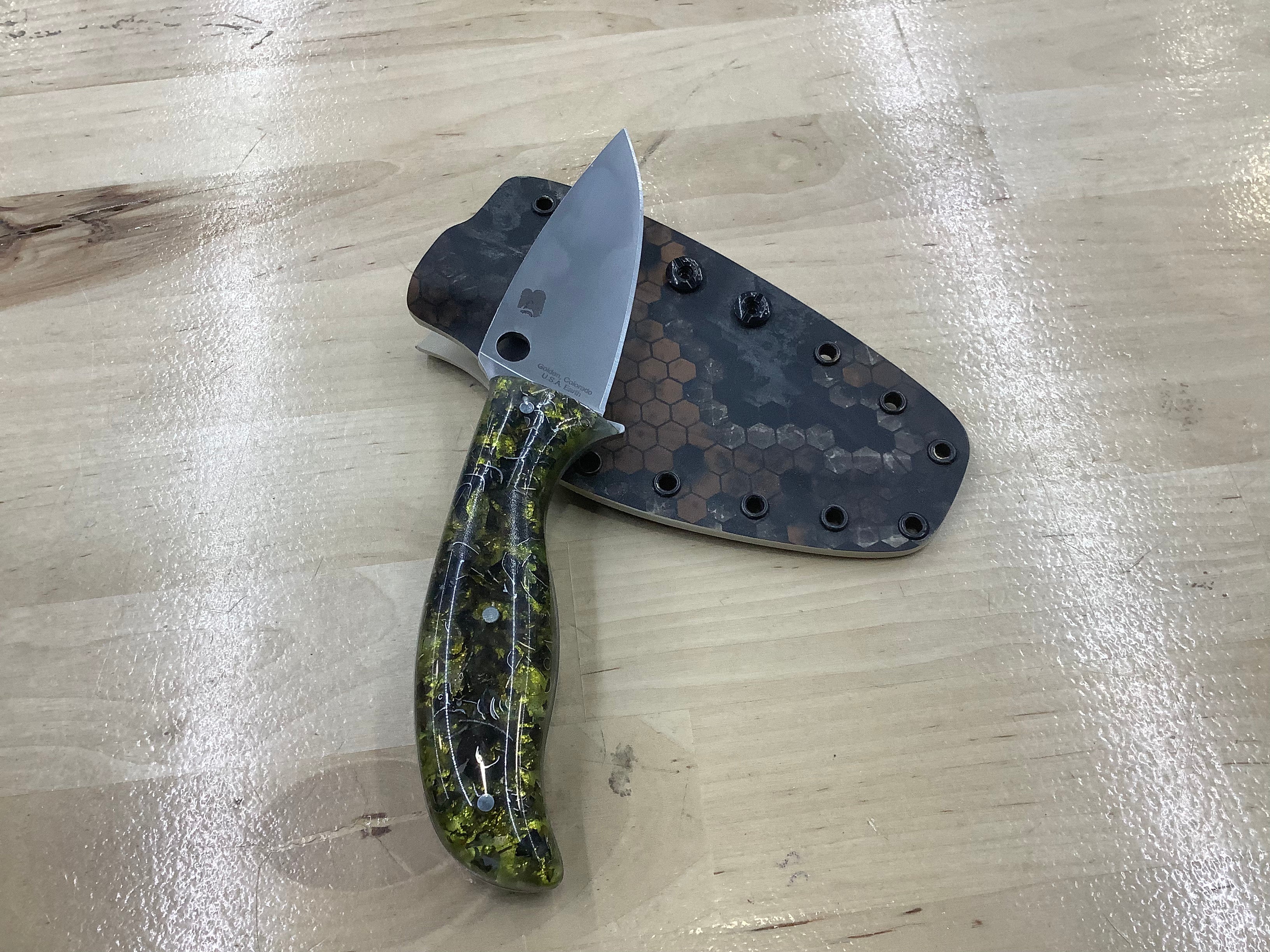 Equipo de mulas personalizadas Spyderco de 15 V