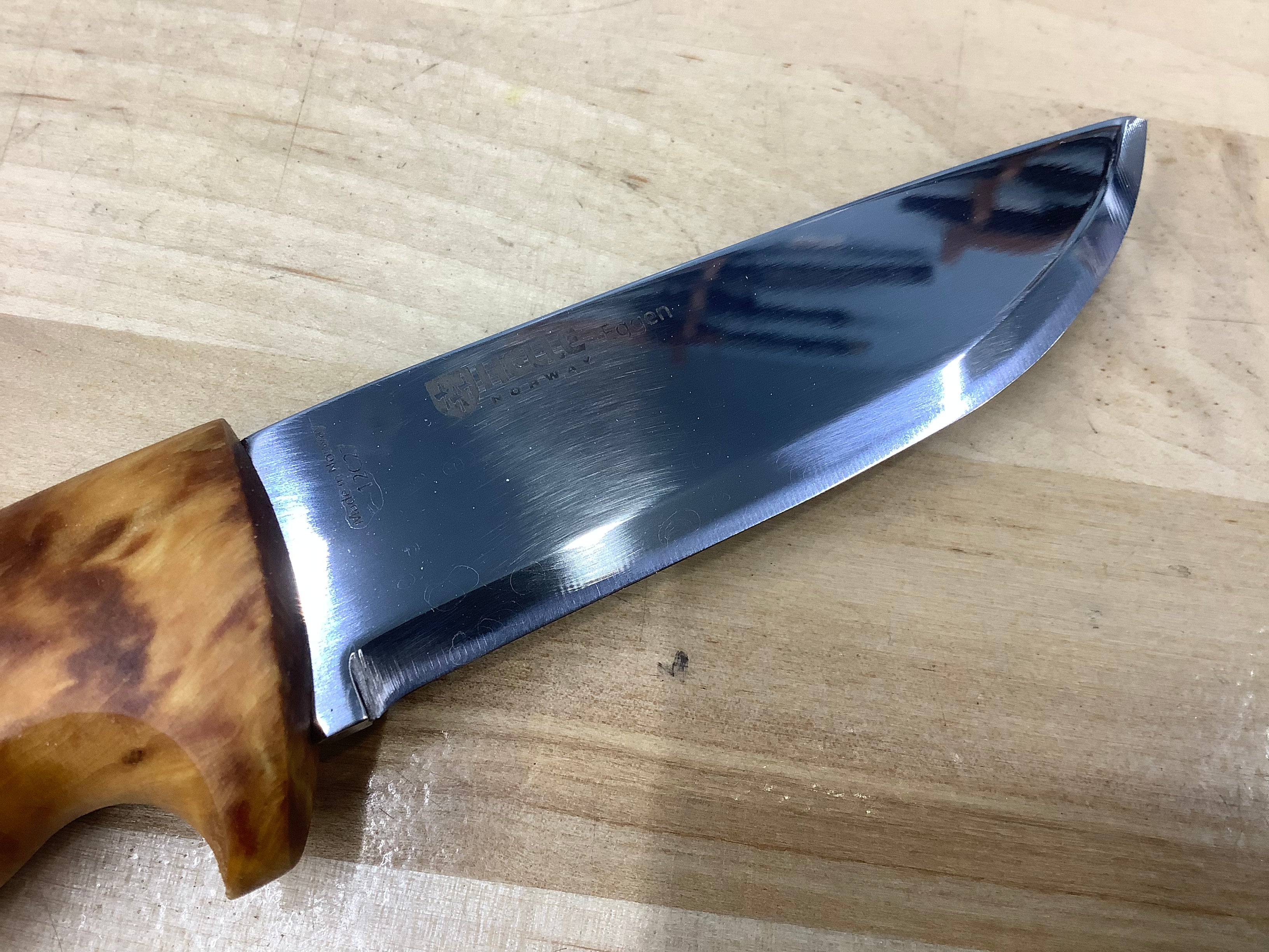 Helle Eggen 12C27- 1075