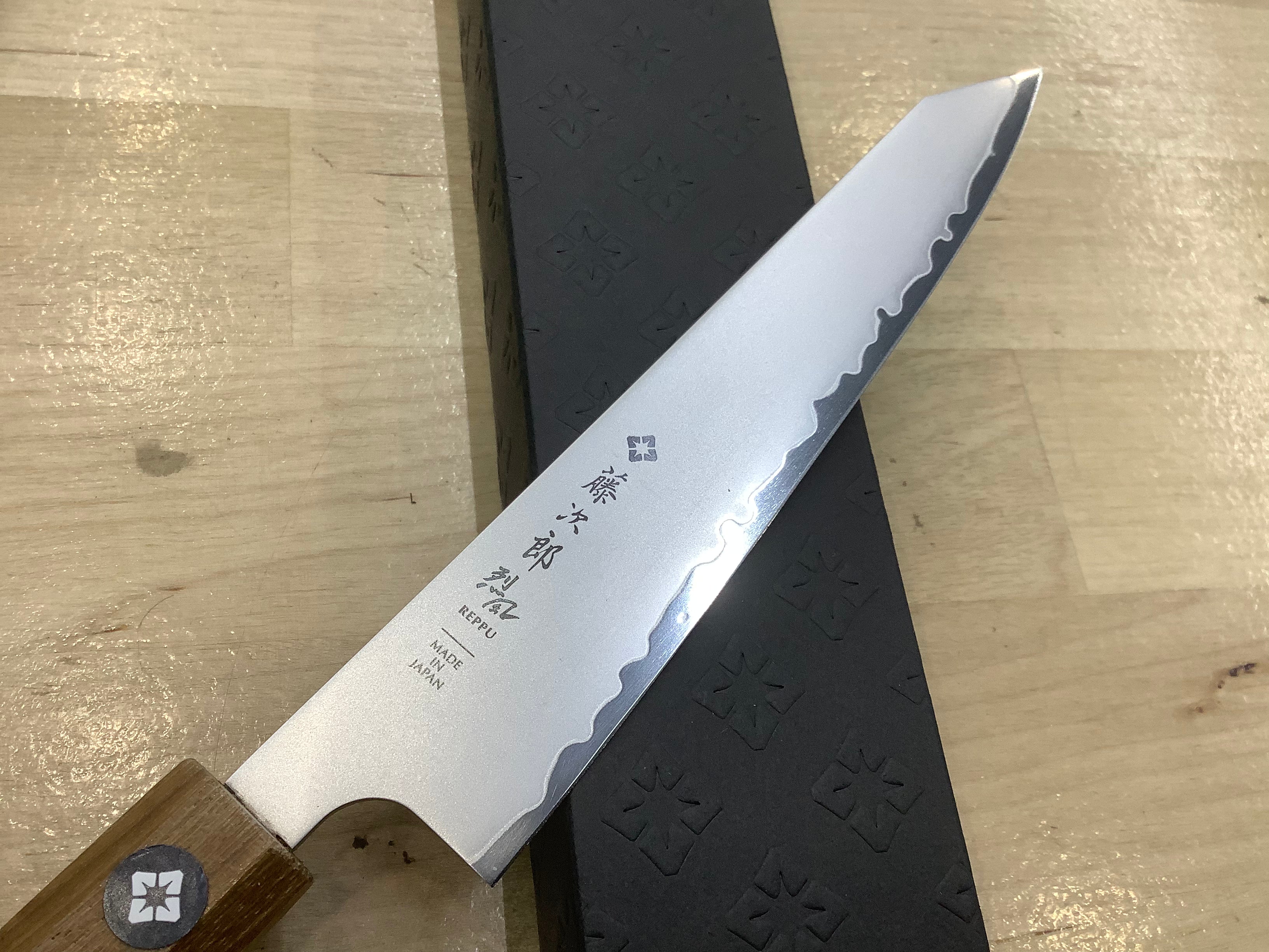 Tojiro Reppu Kiritsuke 150