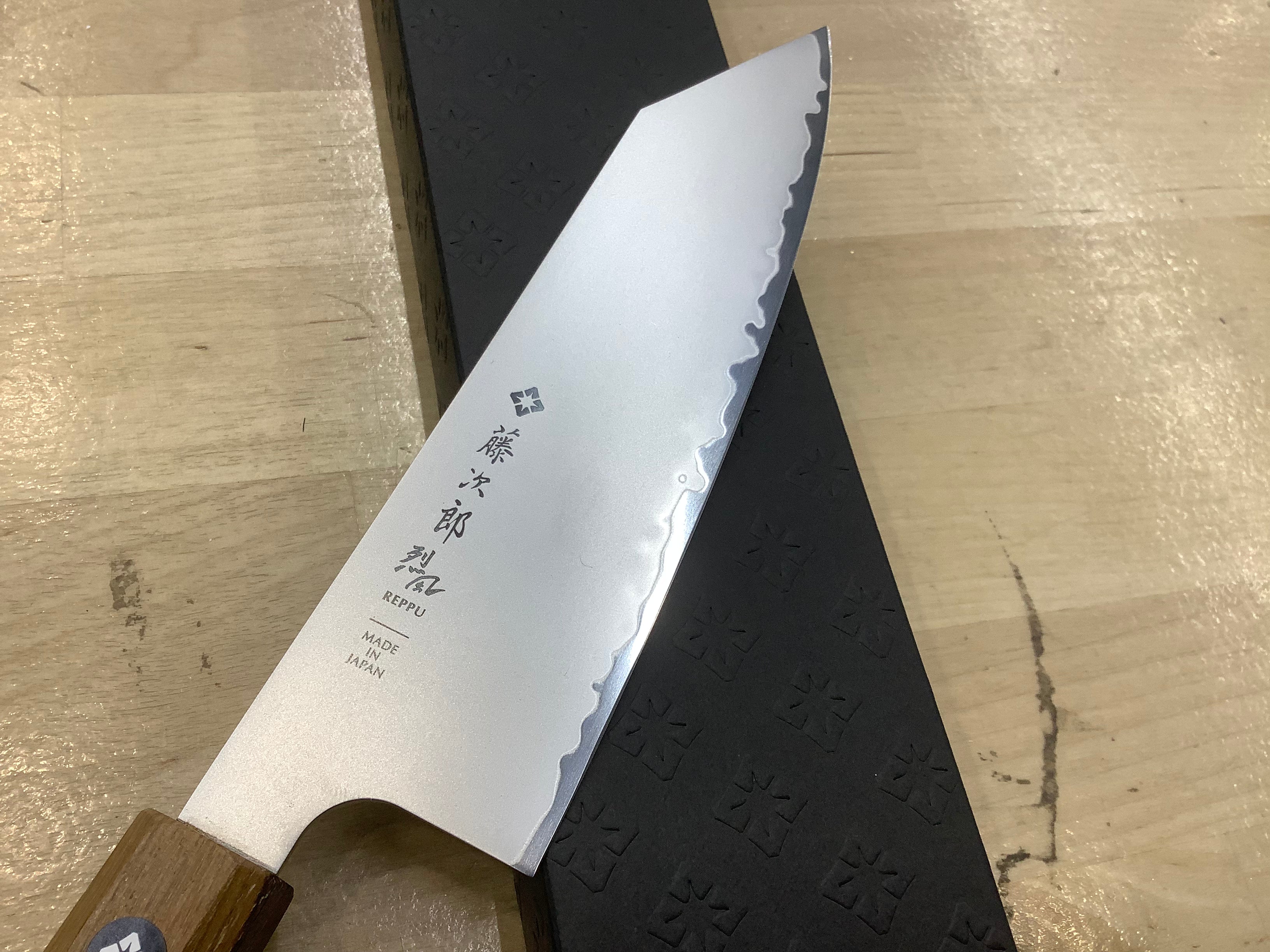 Tojiro Reppu Kiritsuke 170