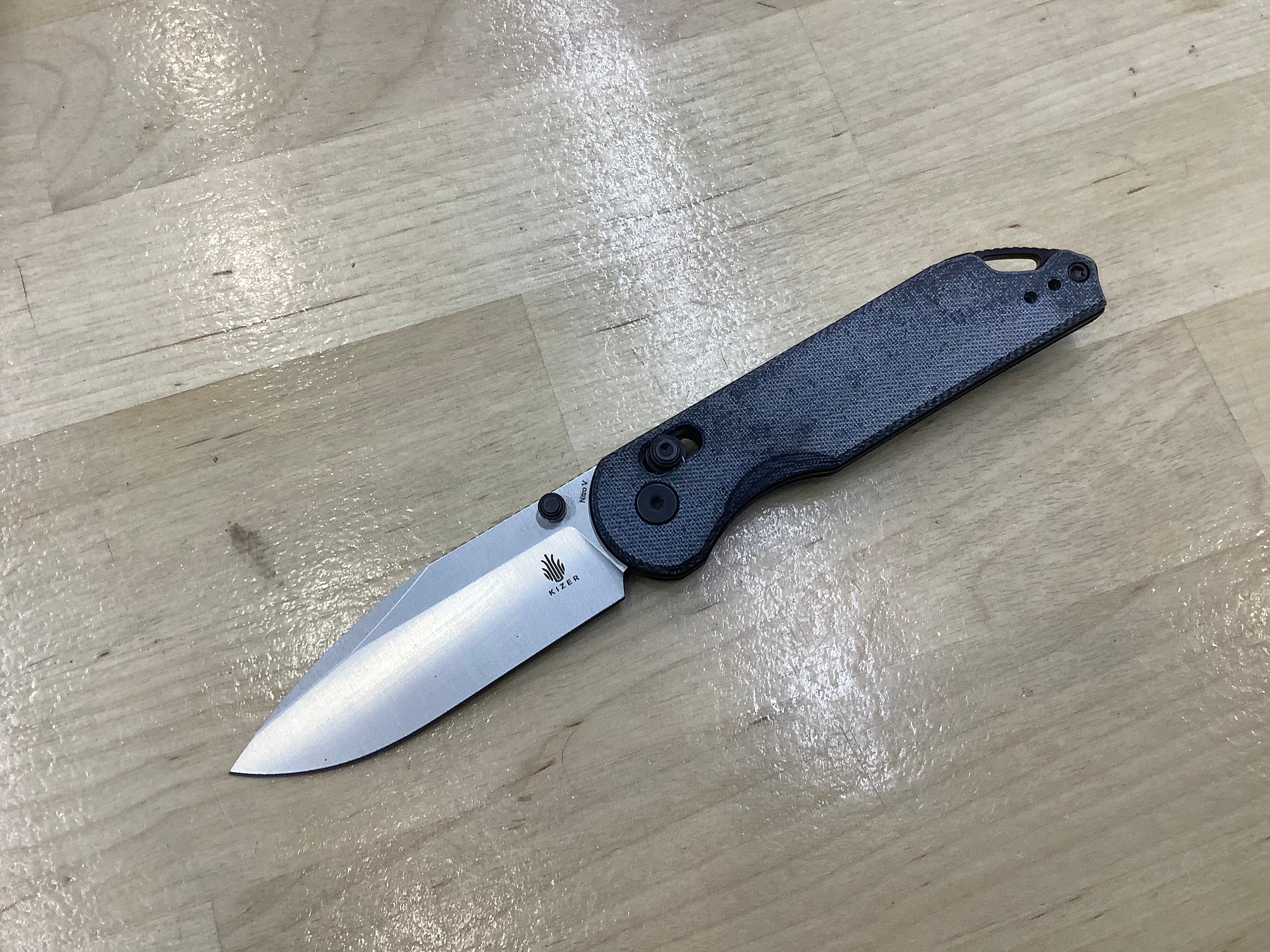 Kizer Vanguard Assassin Clutch Lock Knife Denim Micarta V3549A2