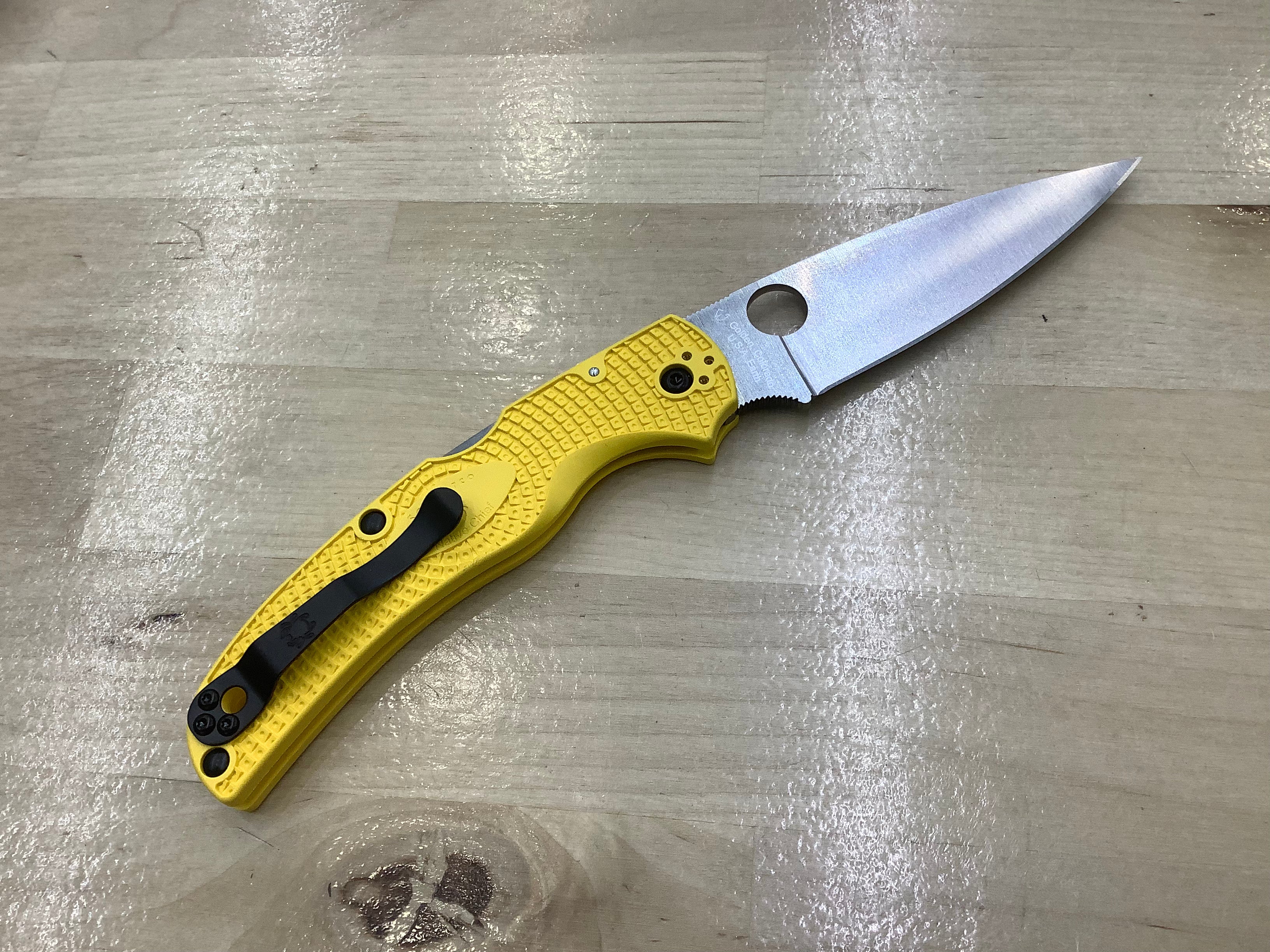 Spyderco Native Chief Lightweight in CPM MagnaCut Lockback with Yellow FRN